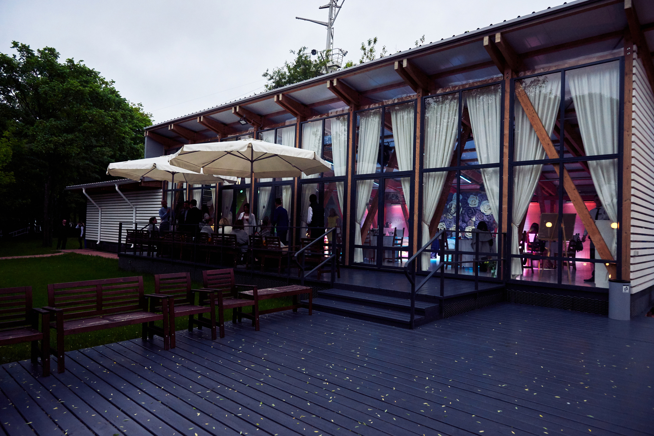 Свадебная фотосессия, Яхт-клуб Нептун. Свадебный фотограф в Москве Станислав Донченко