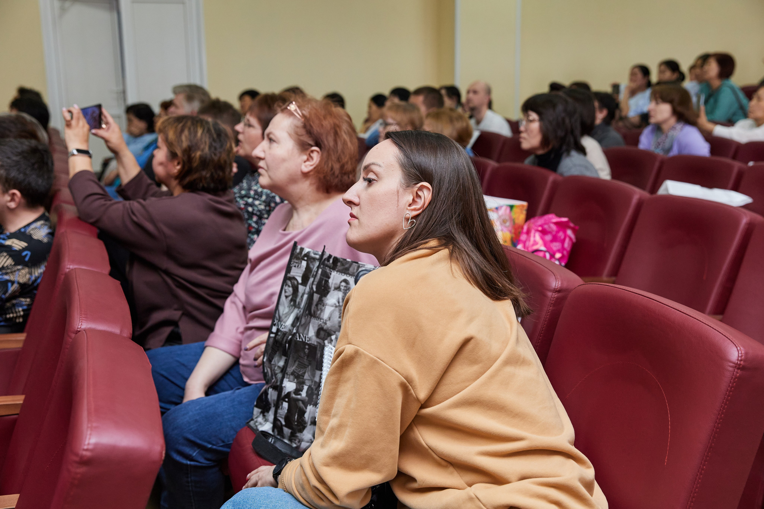 Врачебная конференция. Контент-фотограф в Абакане Наталья Нагибина