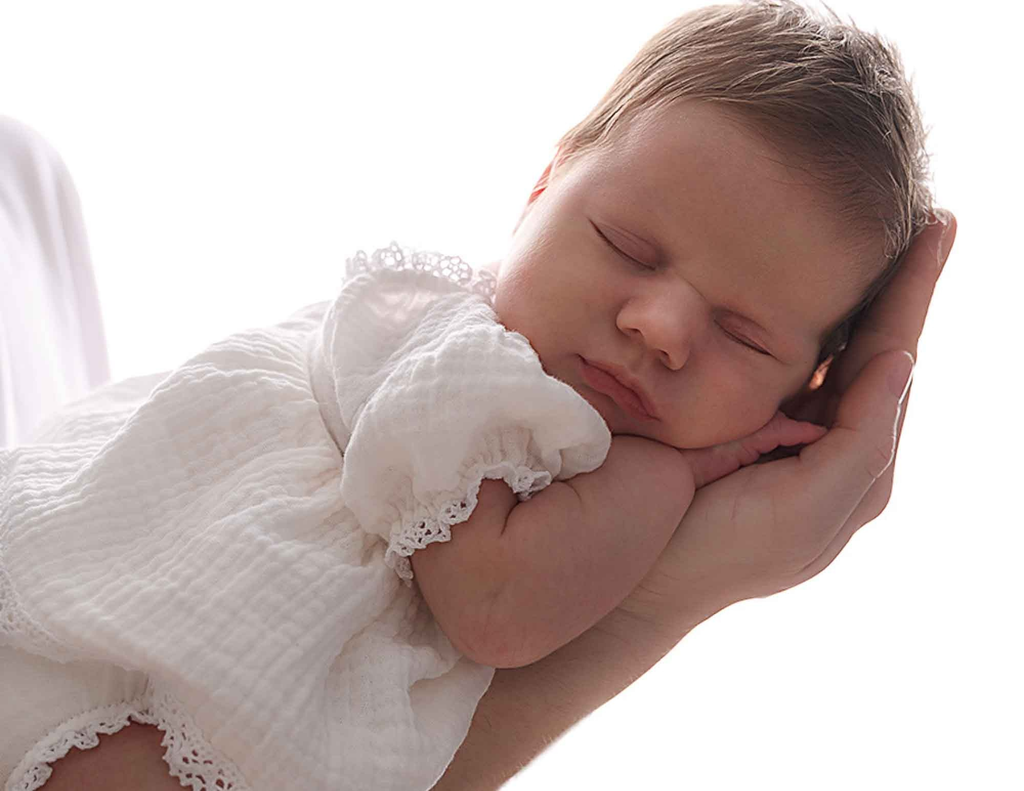 Фотосессия новорожденных — Уссурийск — Пакет Стандарт. Фотограф новорожденных (ньюборн) в г. Уссурийске Приморский край Ирина Губанова