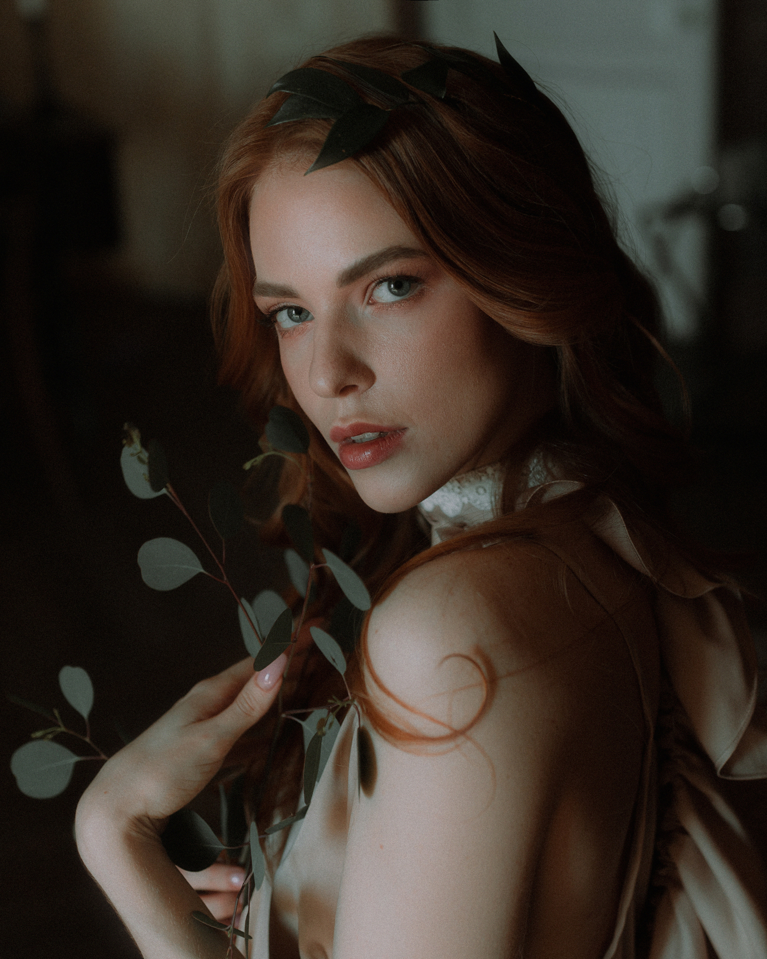 Художественная фотосессия в студии. Фотограф Санкт-Петербург женский портрет Екатерина Коваль
