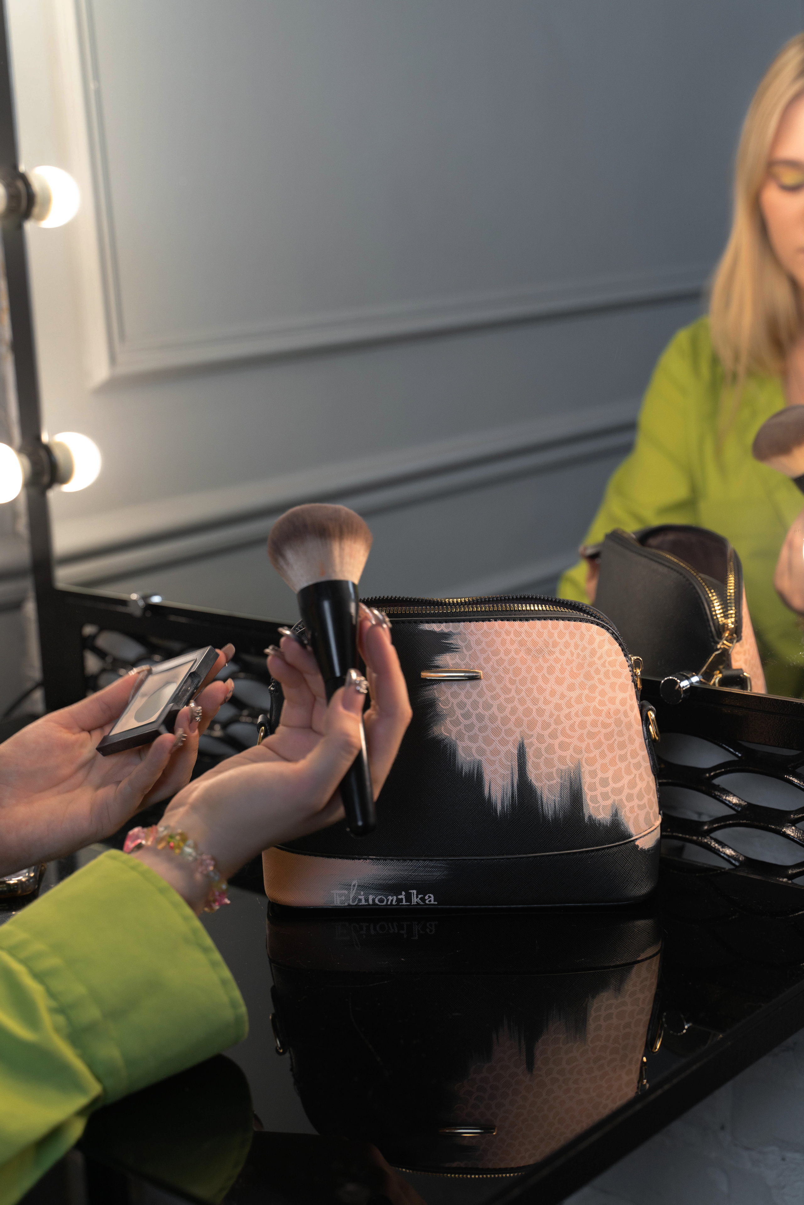 Съемка для бренда сумок. Фотограф Москва — Грибов Денис