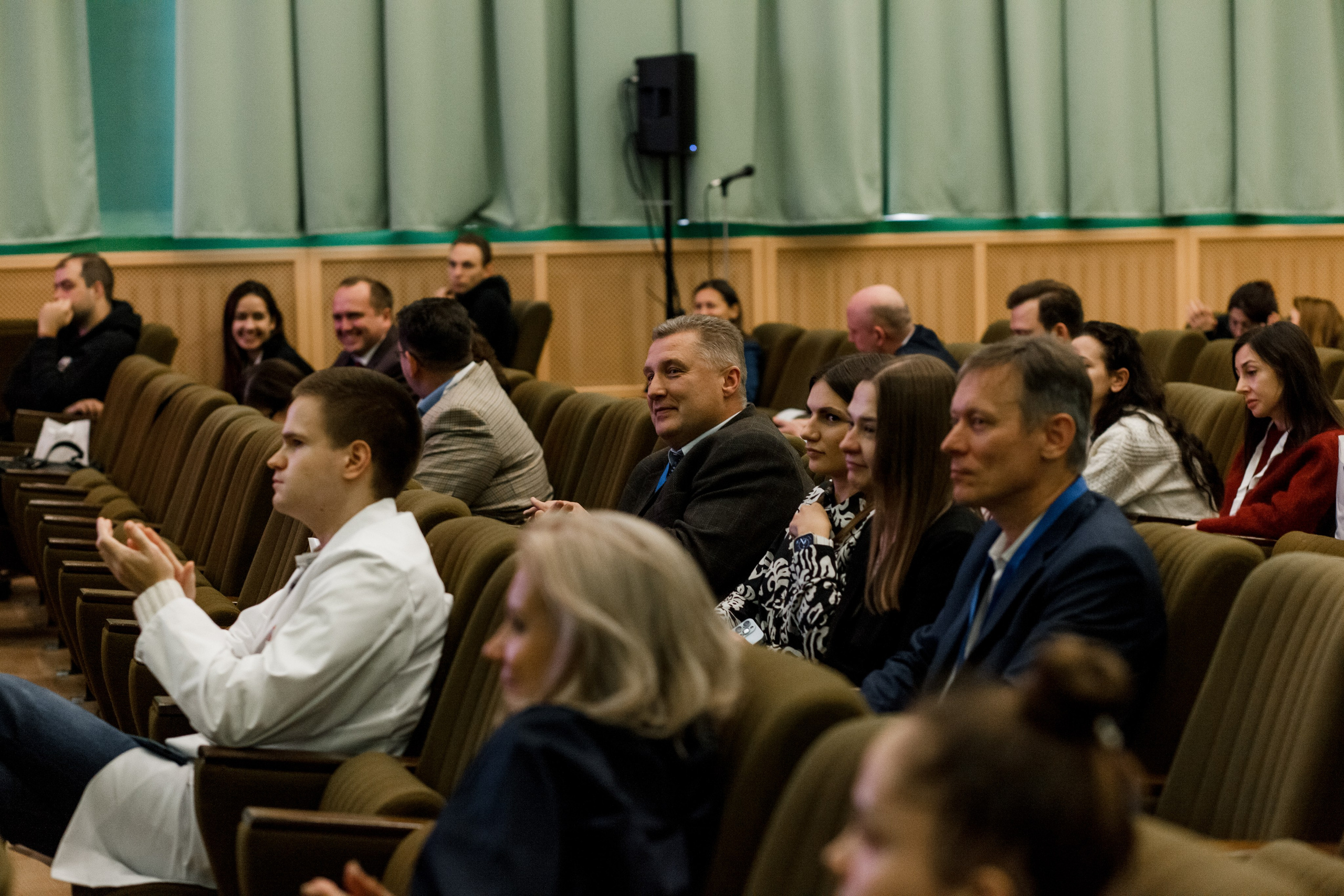 Репортажная фотосессия на медицинской конференции. КОНТЕНТ ФОТОГРАФ