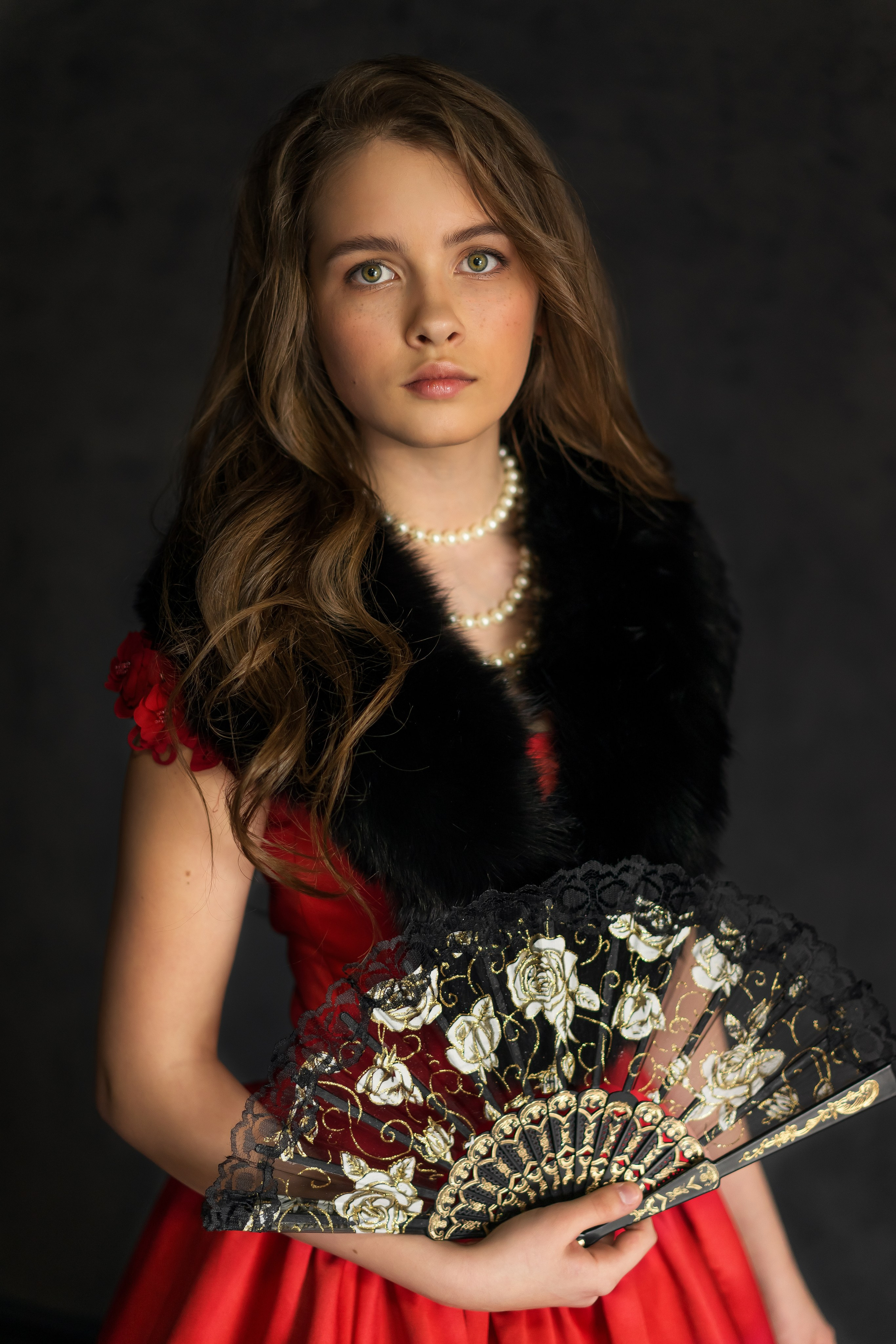 Портретная фотосессия в студии. Фотограф Екатеринбург Кокшарова Александра