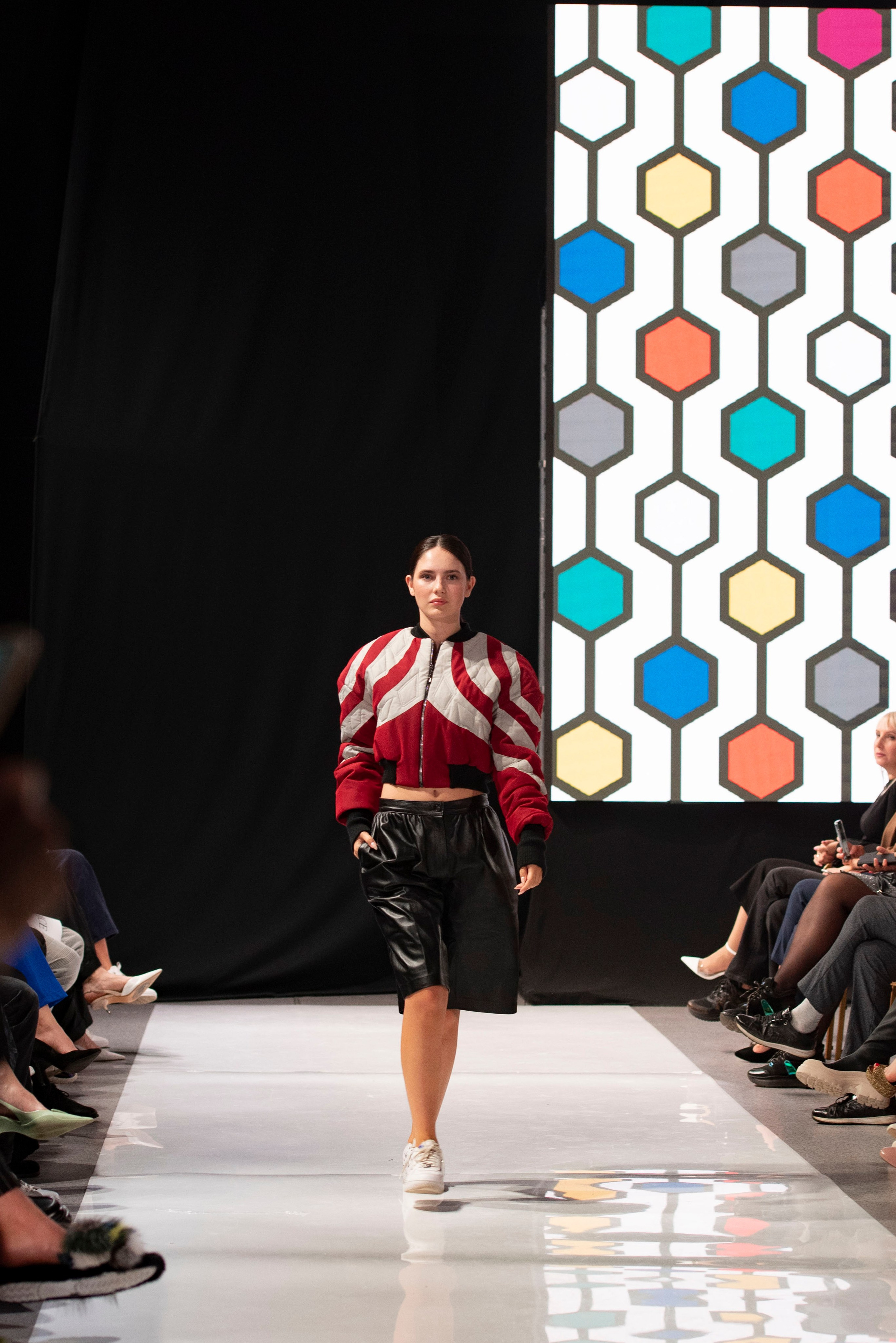 Фотограф на модельный показ. Свадебный, семейный, фэшн фотограф, школьный фотограф в Сочи