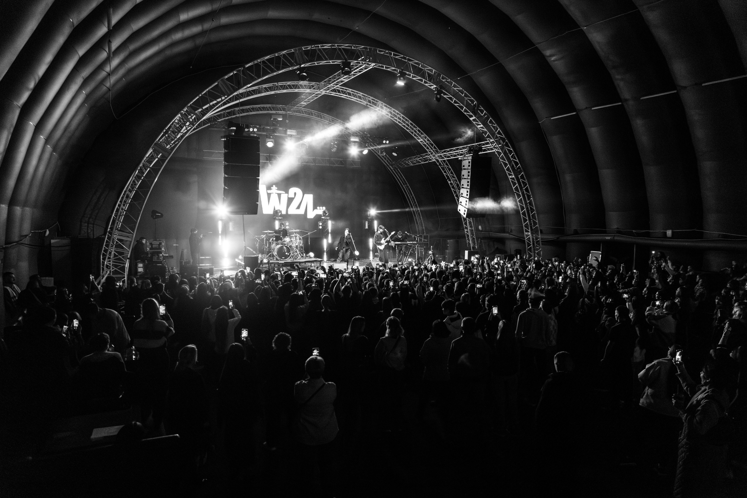 Концерт W24. Артур Иликчян — Wedding & Event фотограф в Краснодаре