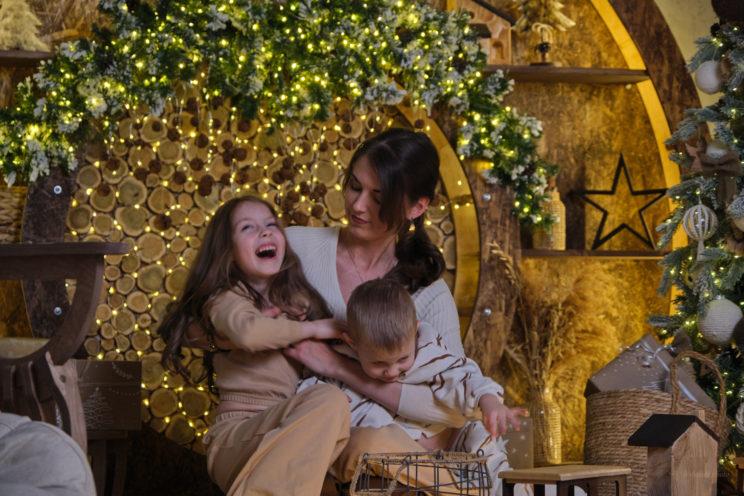 эмоциональная фотосессия на новый год в Коломне