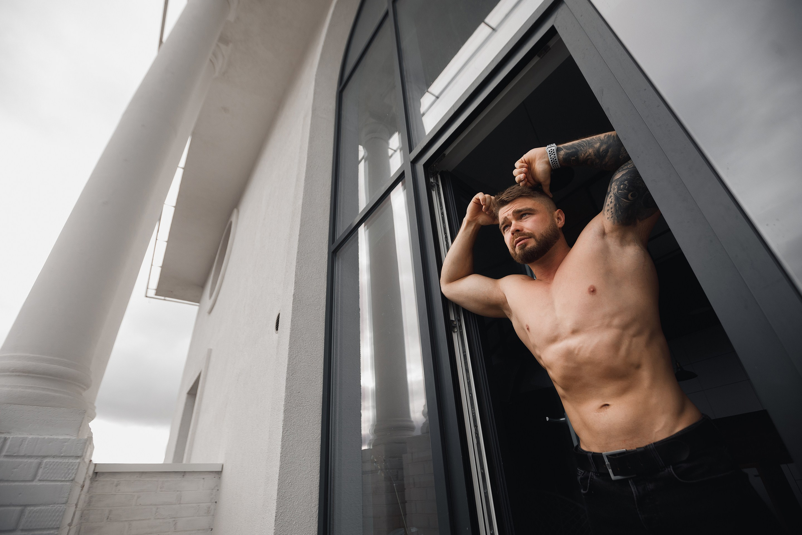 Индивидуальная мужская фотосессия. Профессиональный фотограф в Новосибирске