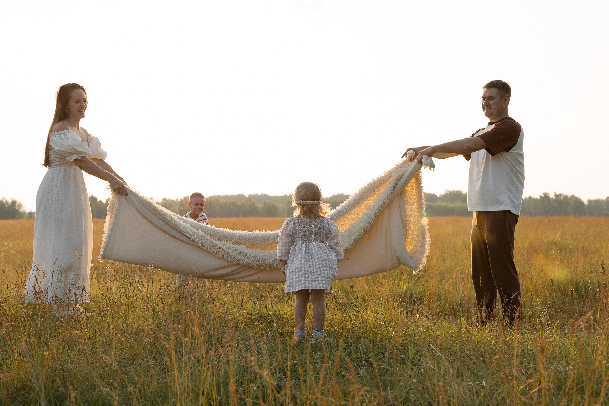 В поле. Семейный и свадебный фотограф в Челябинске Мария Леонтьева