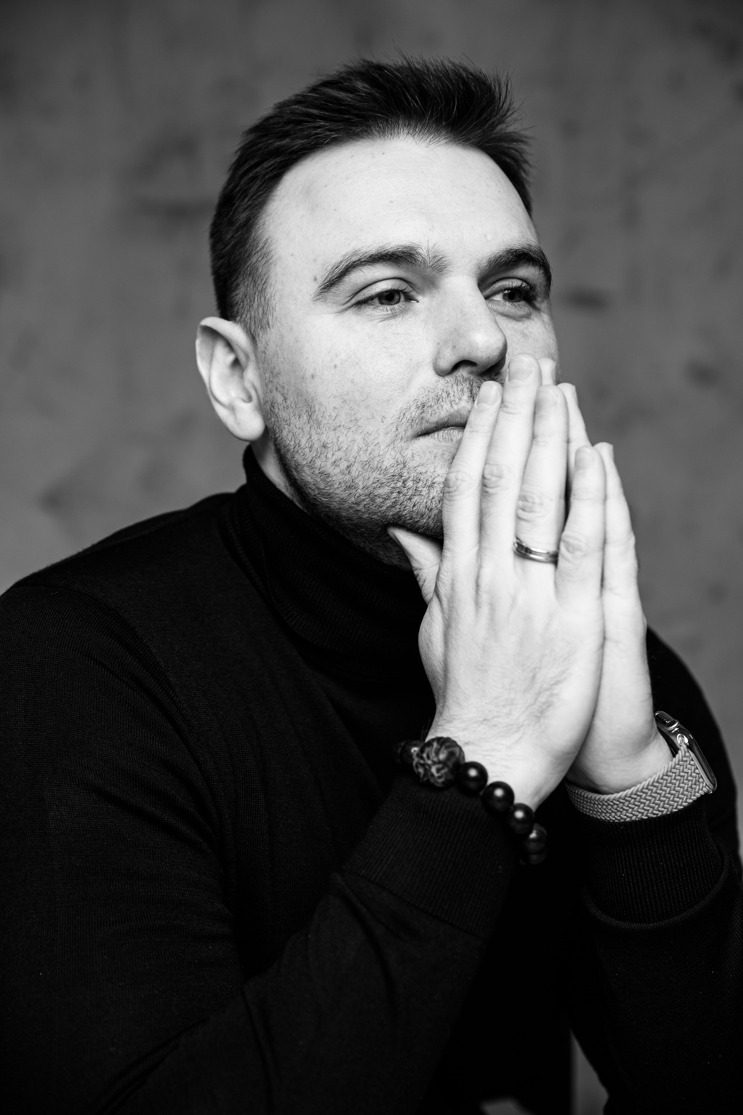 Фотосессия для маркетолога Романа Тарасенко. Бизнес-фотограф в Москве — Виталий Агабабян