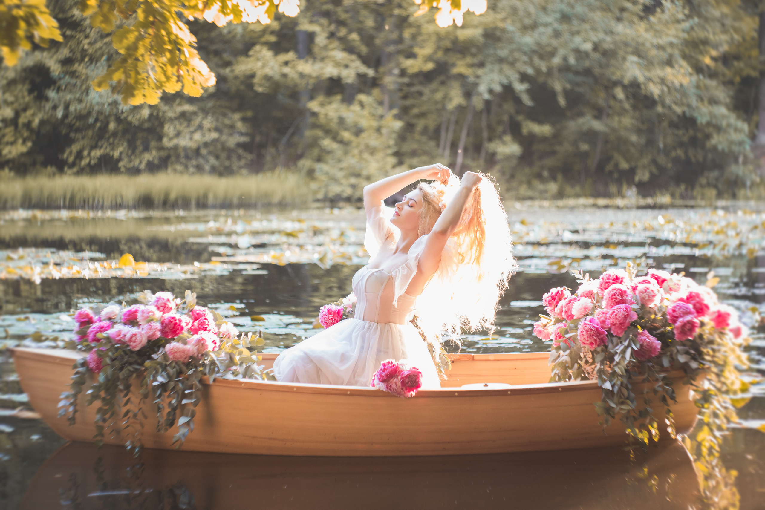 Сказочная лодка с цветами. Юлия Башкатова, сказочный фотограф, Москва