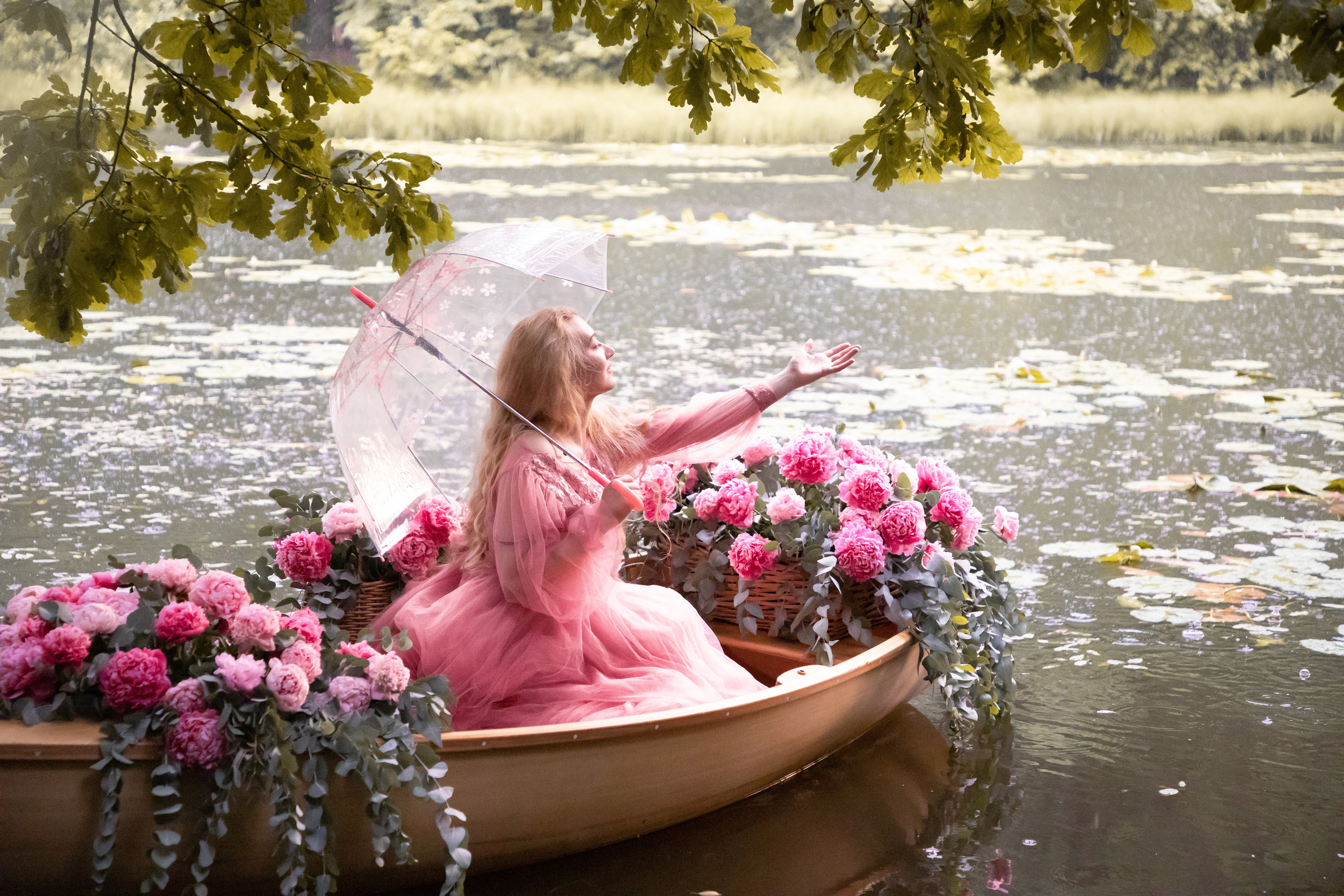 Сказочная лодка с цветами. Юлия Башкатова, сказочный фотограф, Москва