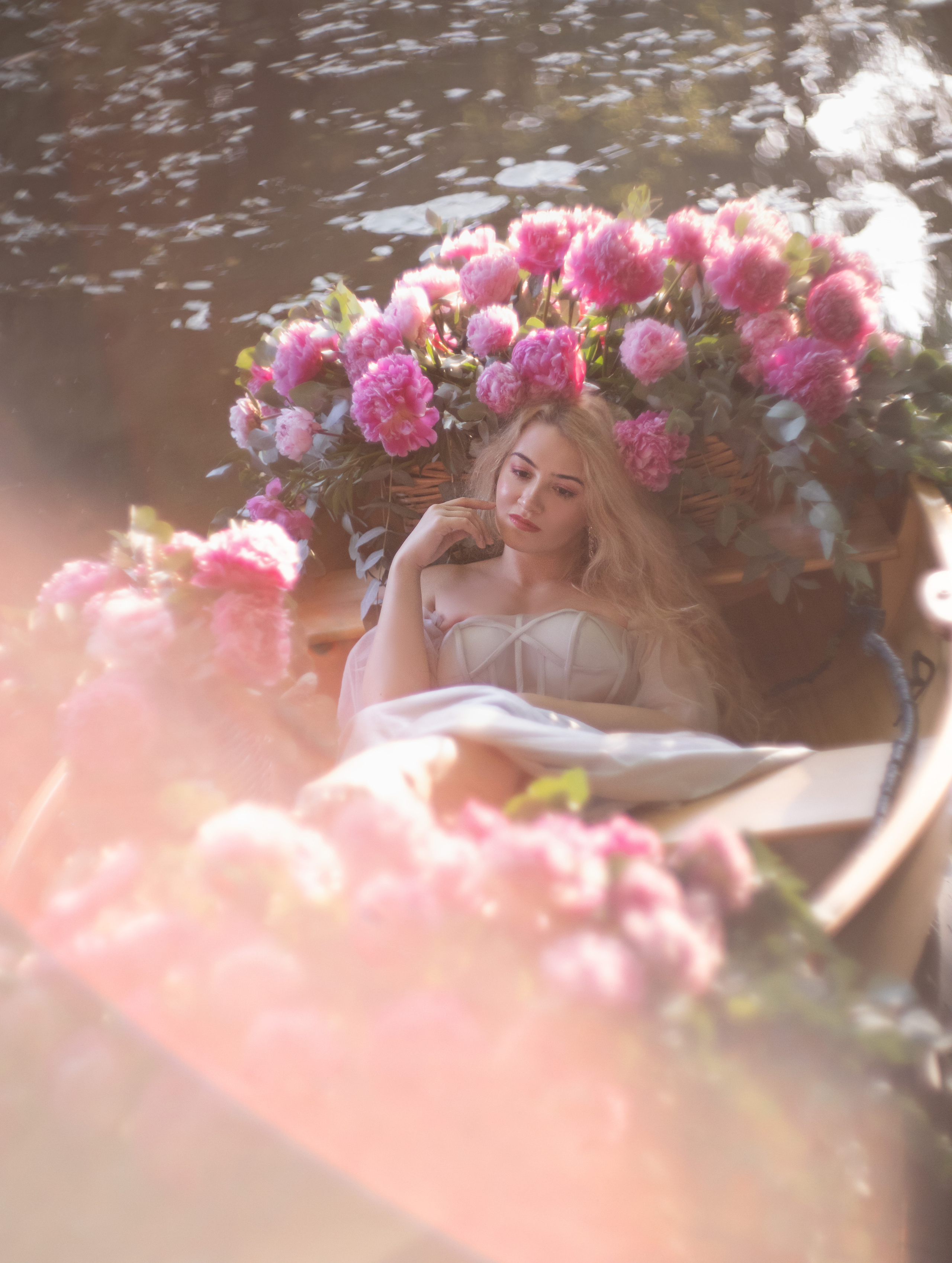 Сказочная лодка с цветами. Юлия Башкатова, сказочный фотограф, Москва