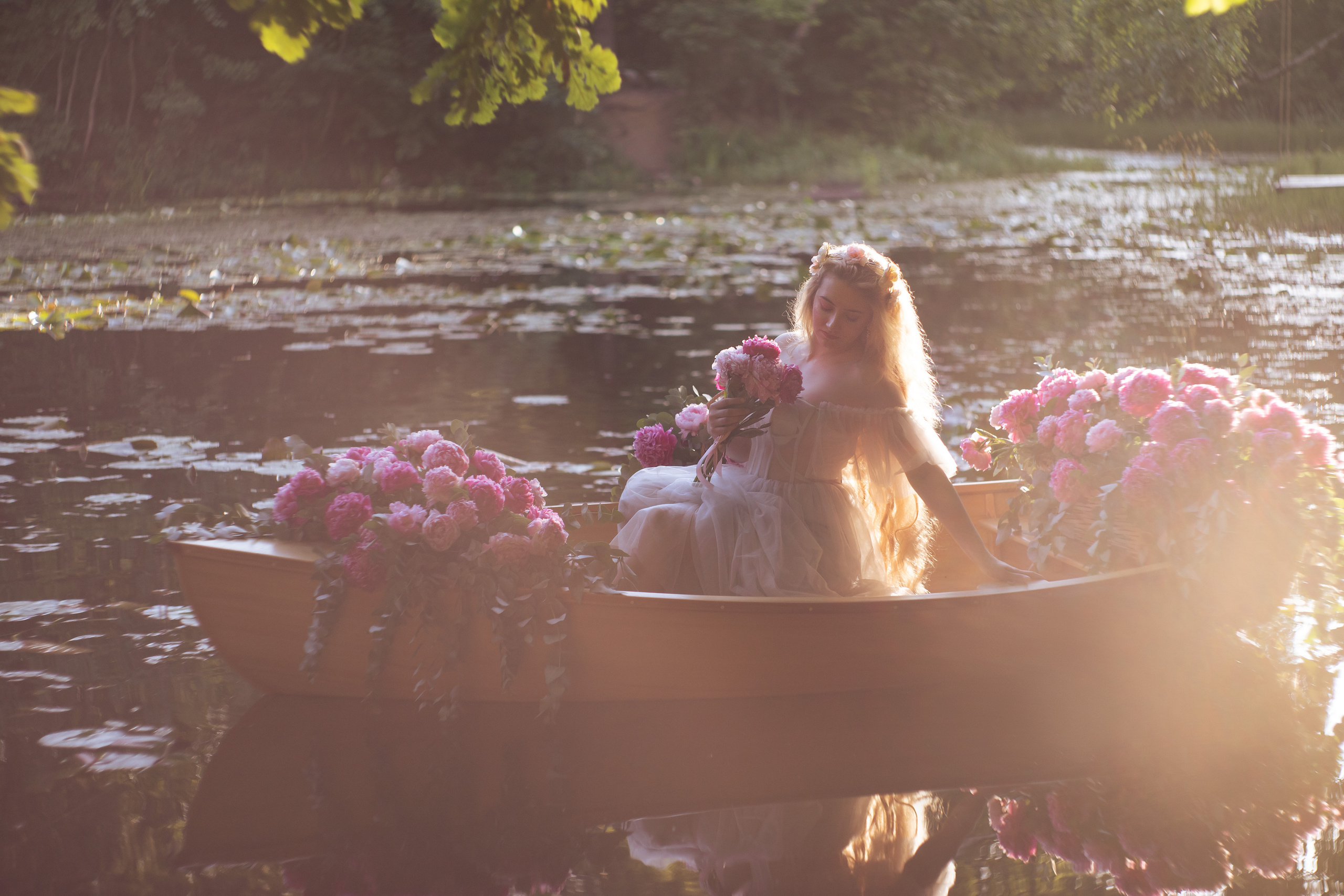 Сказочная лодка с цветами. Юлия Башкатова, сказочный фотограф, Москва