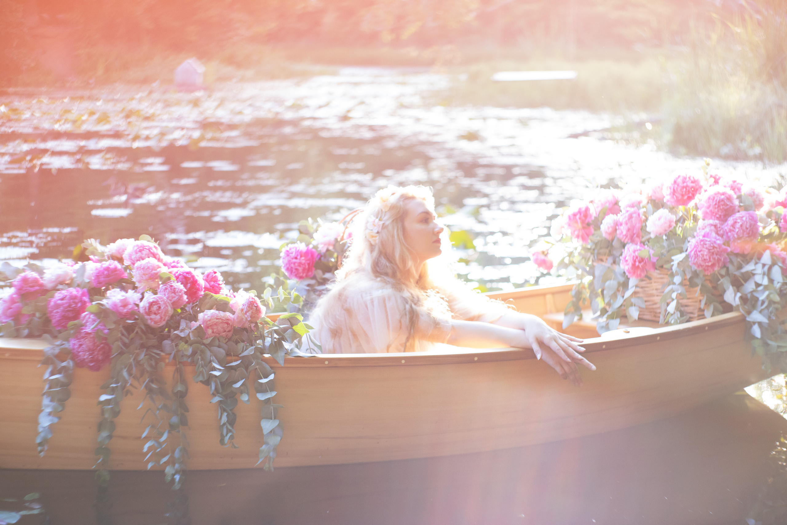 Сказочная лодка с цветами. Юлия Башкатова, сказочный фотограф, Москва
