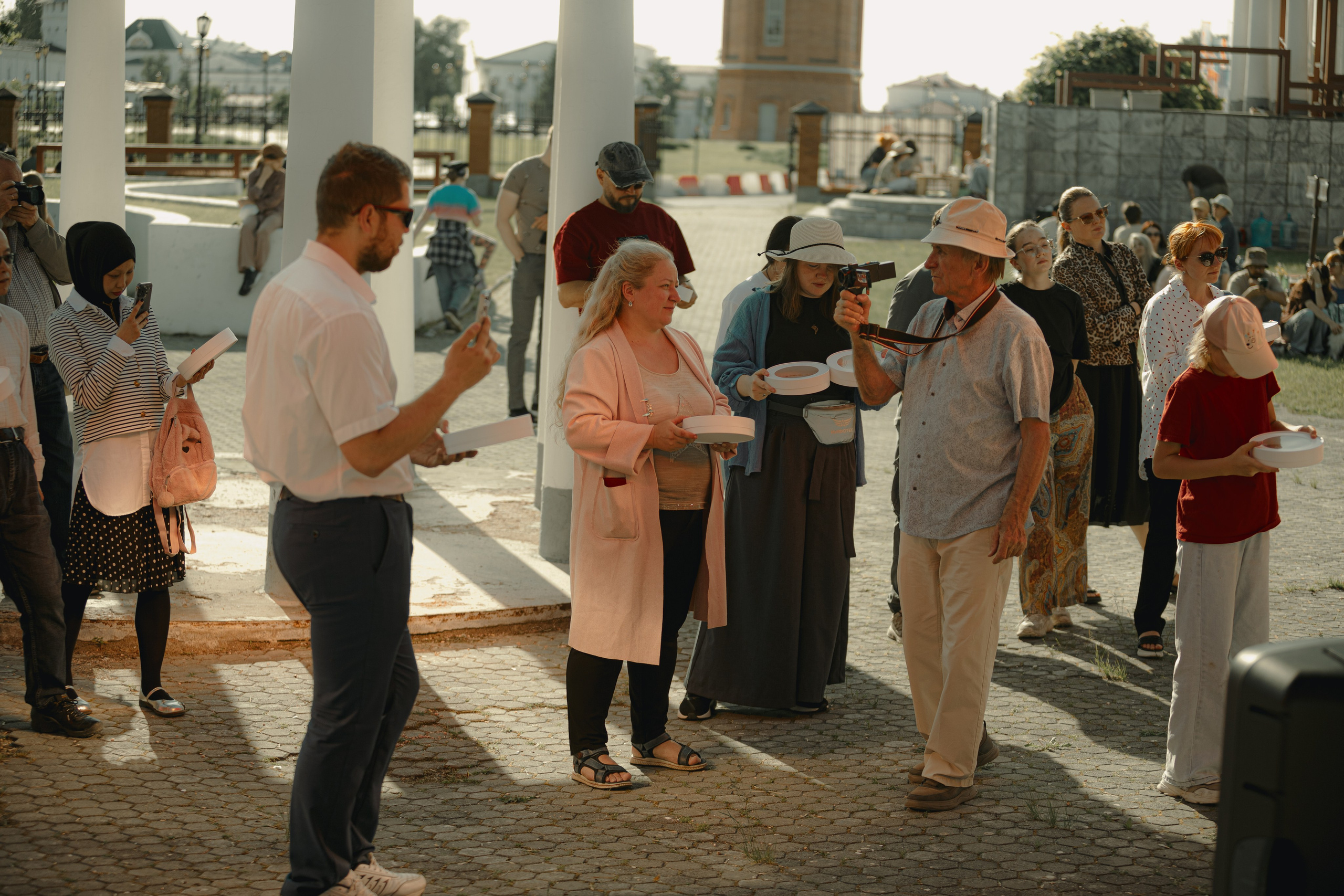 IX Фестиваль Чайной культуры в Тобольске 2025. Арт-фотограф Крис Л. в Тобольске: портрет, семейные, свадьбы