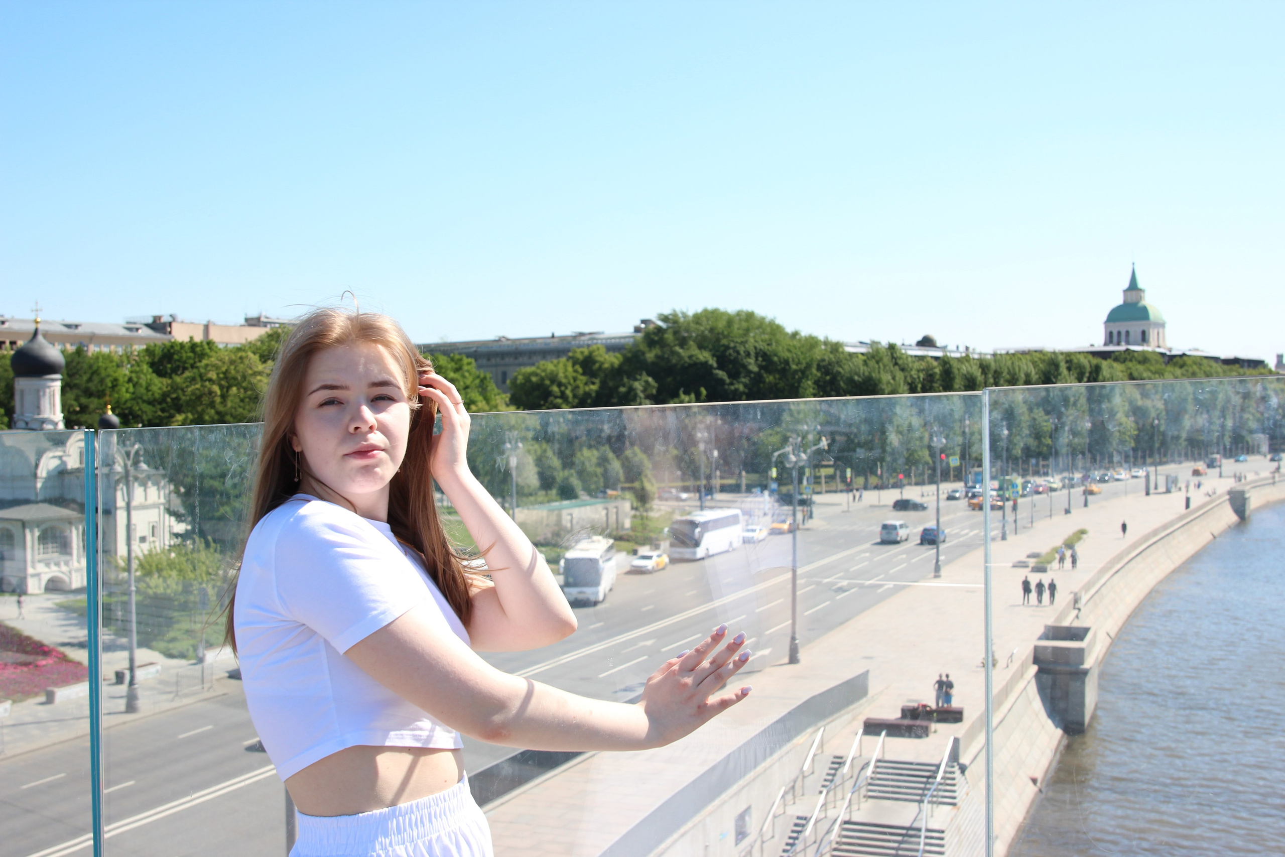 София, фотосессия в Зарядье на память о Москве. Ваш личный фотограф в Москве Мила