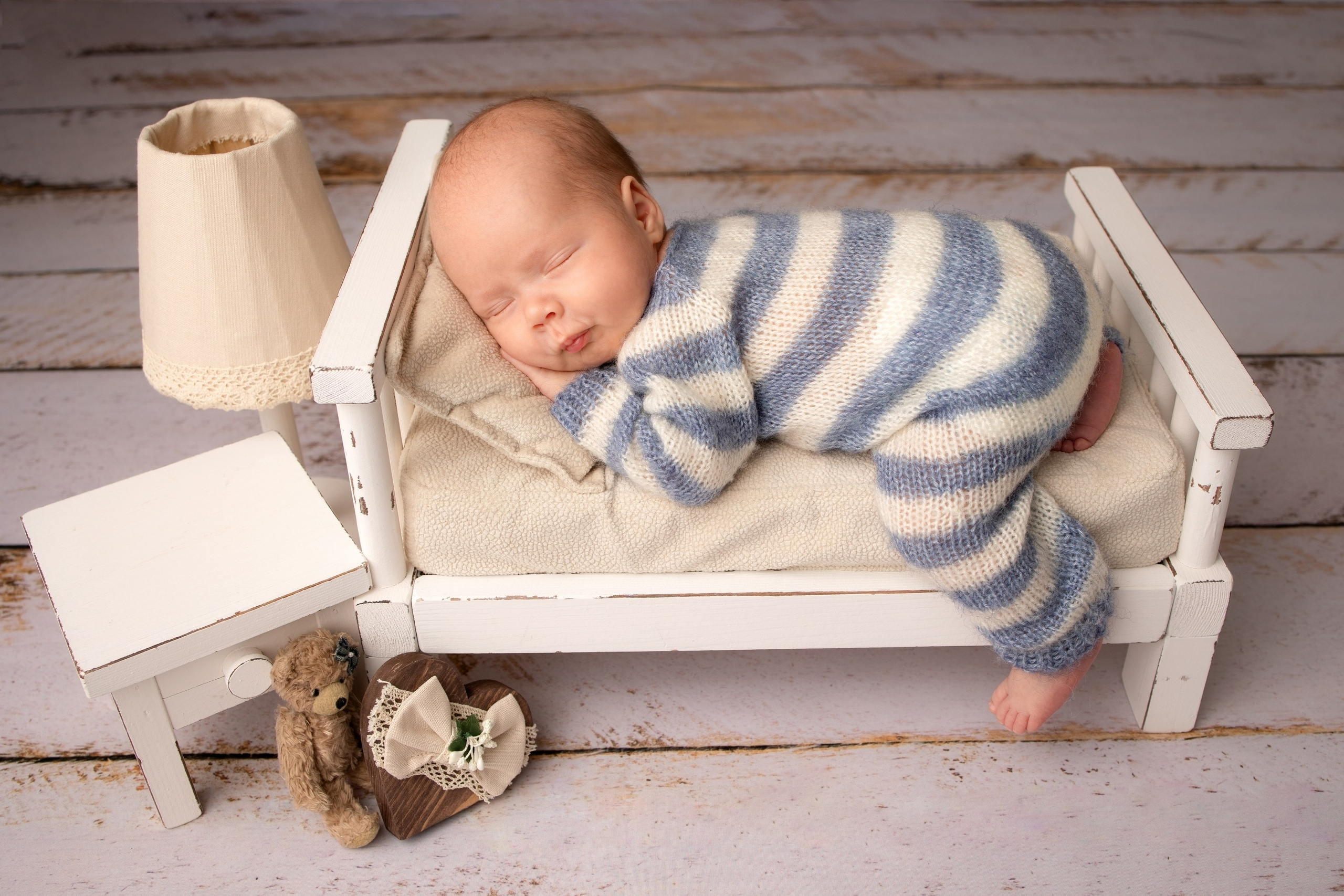 Нежная и милая фотосессия первых дней жизни Вашего ребенка в Минске. Фотограф новорождённых Минск — стоимость newborn фотосессии в Минске