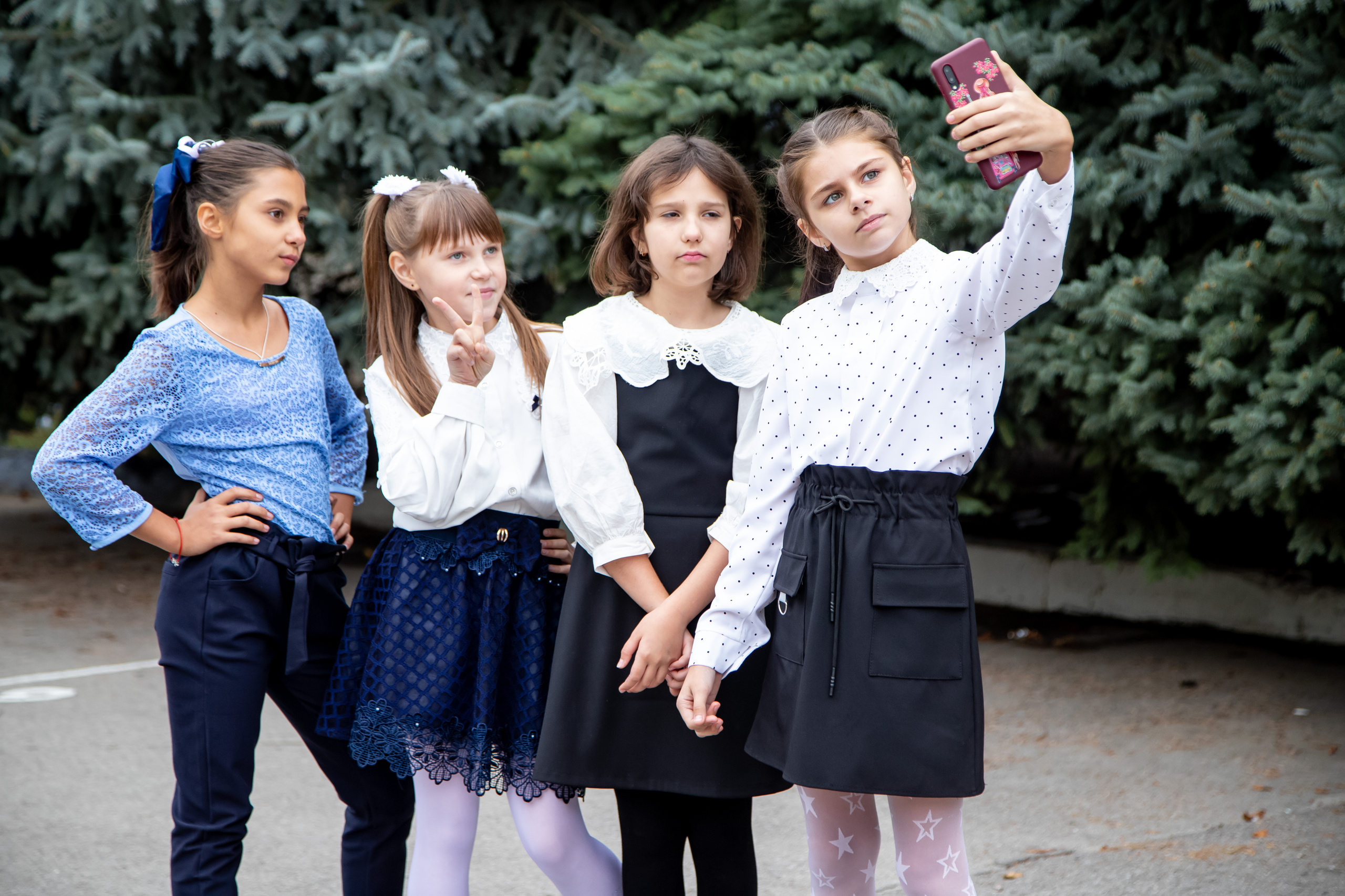 1-4 классы. Выпускной альбом Шахты Ростов