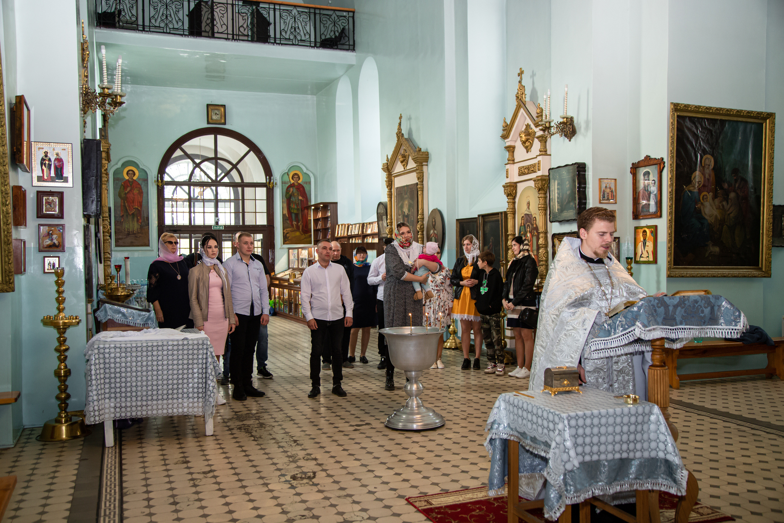 Таинство крещения. Выпускной альбом Шахты Ростов