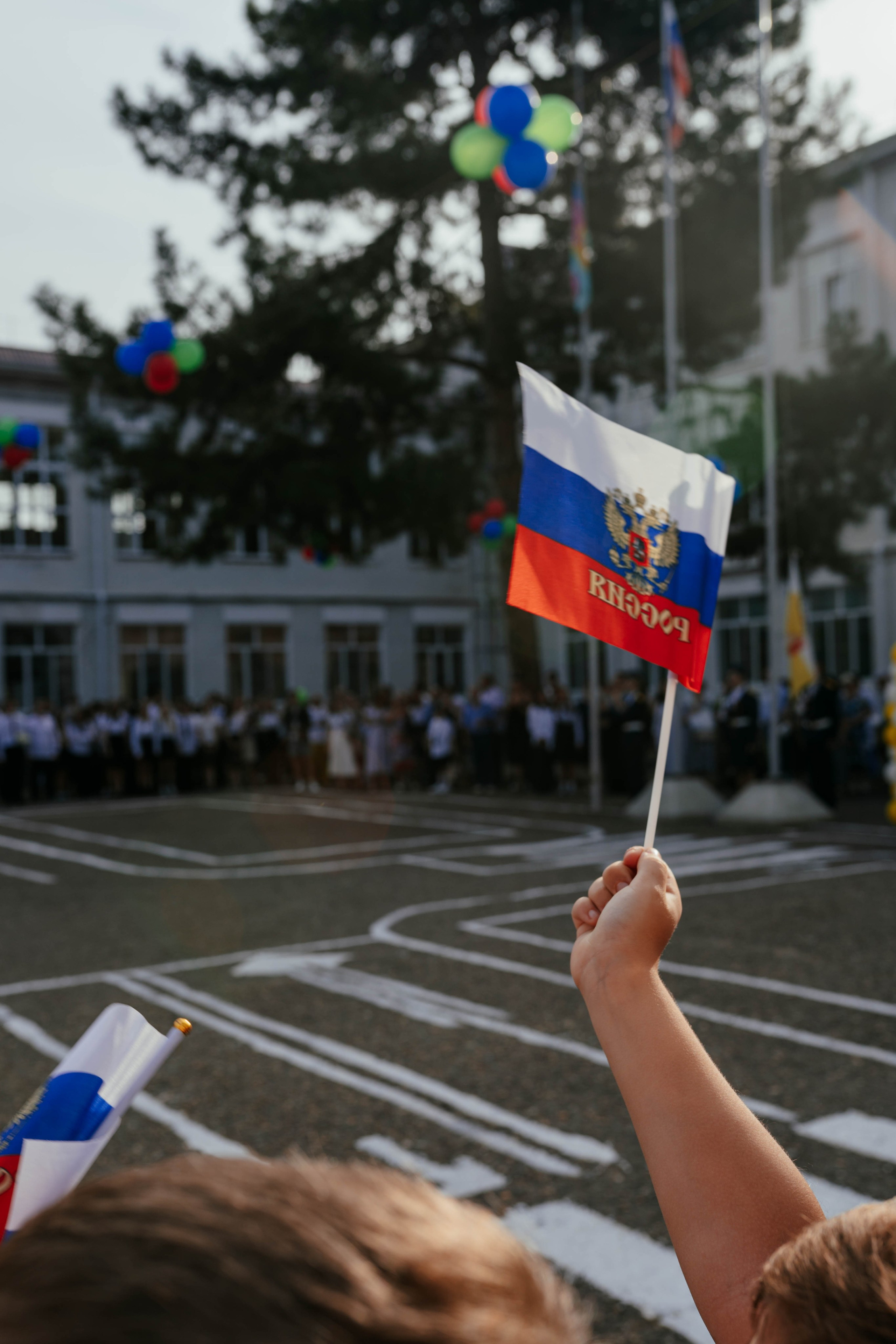 1 Сентября (СШ 63). Выпускные альбомы «Поколение» в городе Краснодар