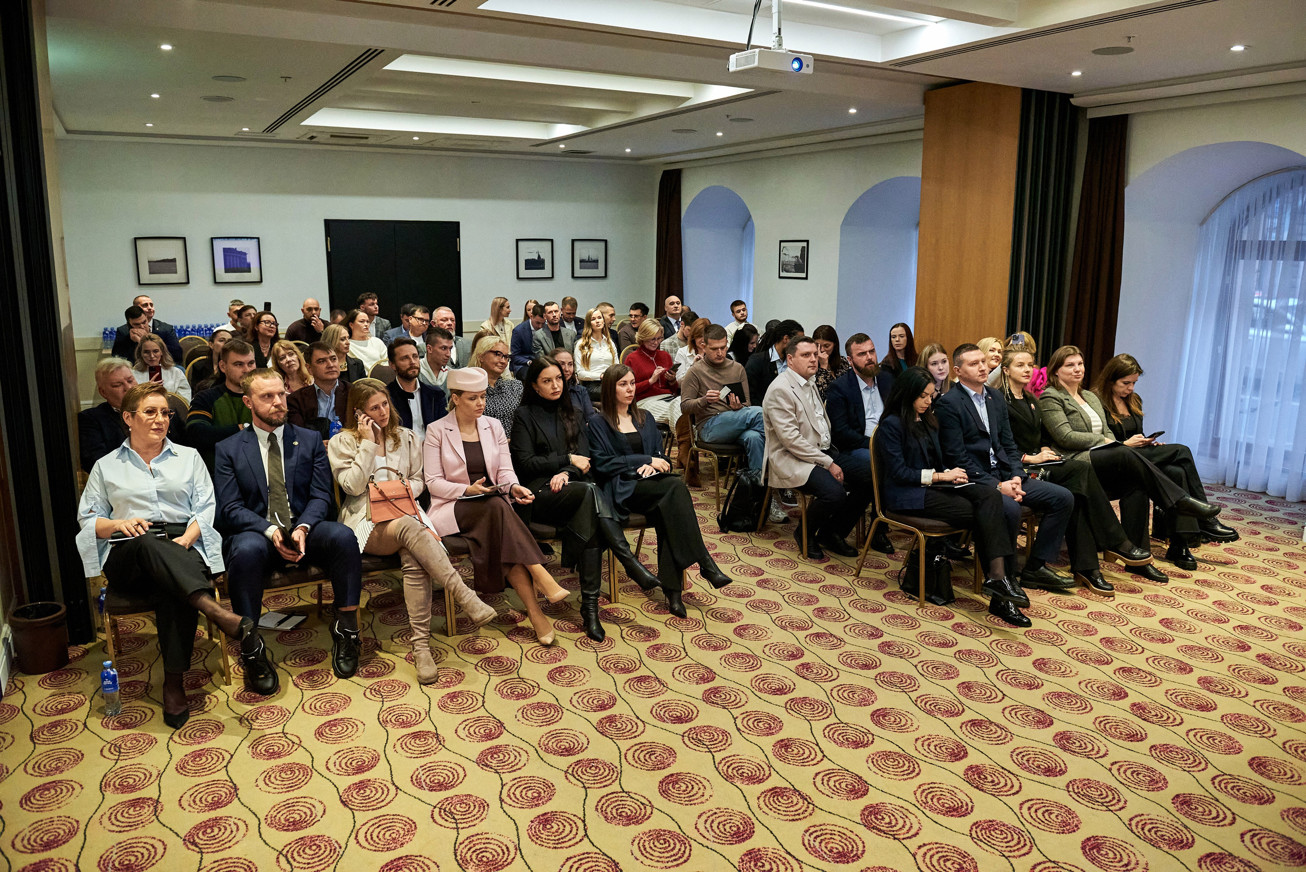 Сеть лидеров встреча в СПб. Иван Ступа, репортажный фотограф в Санкт-Петербурге и Ленинградской области