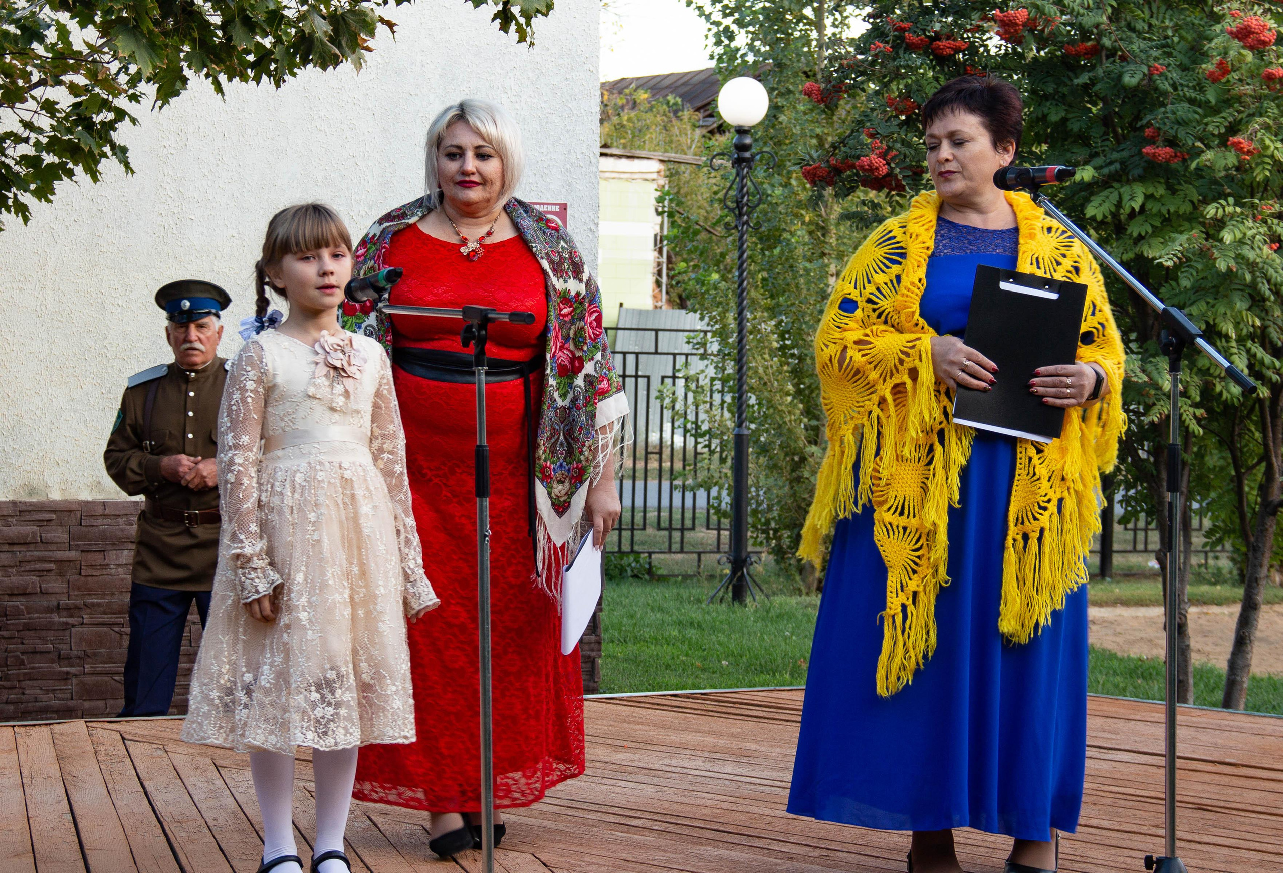 Лето в парке. Кардаиловский народный хор. Валерий Логачев. Фото, музыка, видео — для души