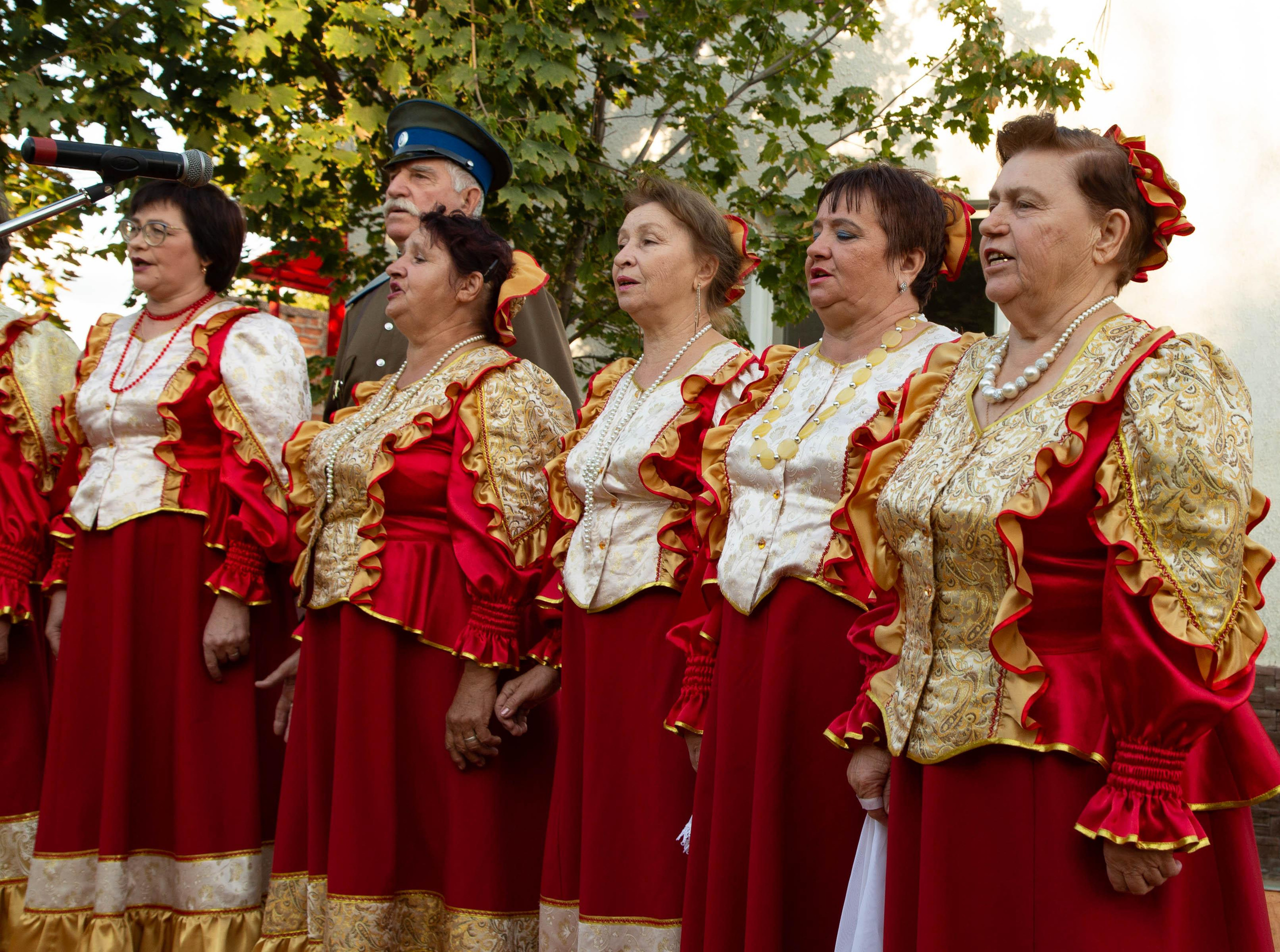 Лето в парке. Кардаиловский народный хор. Валерий Логачев. Фото, музыка, видео — для души