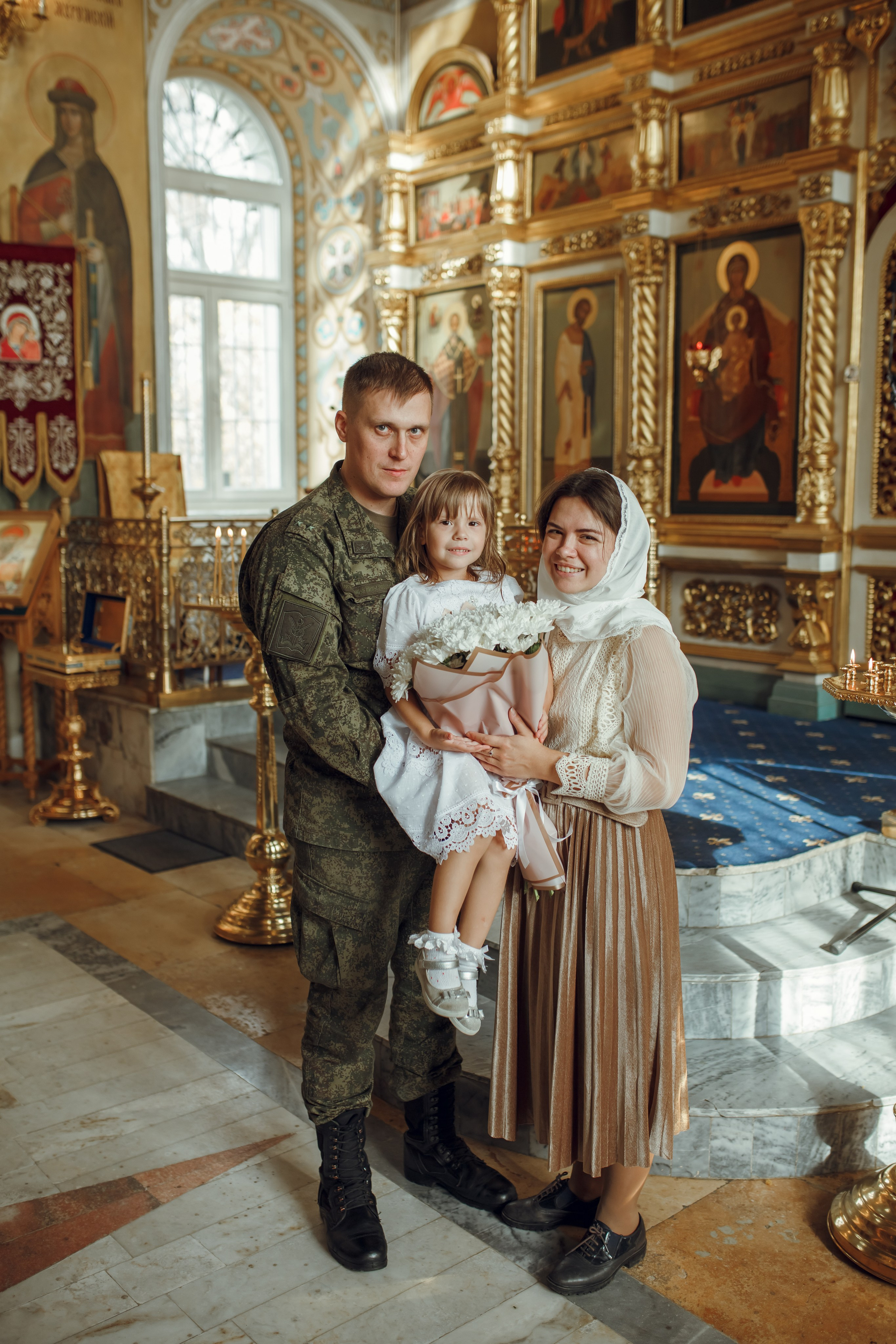 Крещение Мирославы. Фотограф на Крещение, семейный фотограф в Москве