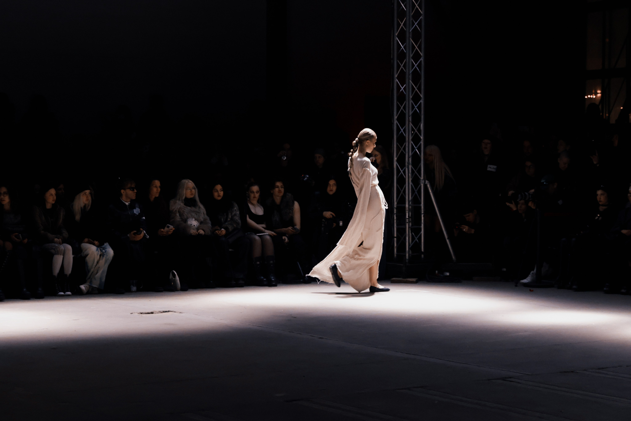 AUXI HAOS`25. Fashion Фотограф в СПб Yana Kochkina