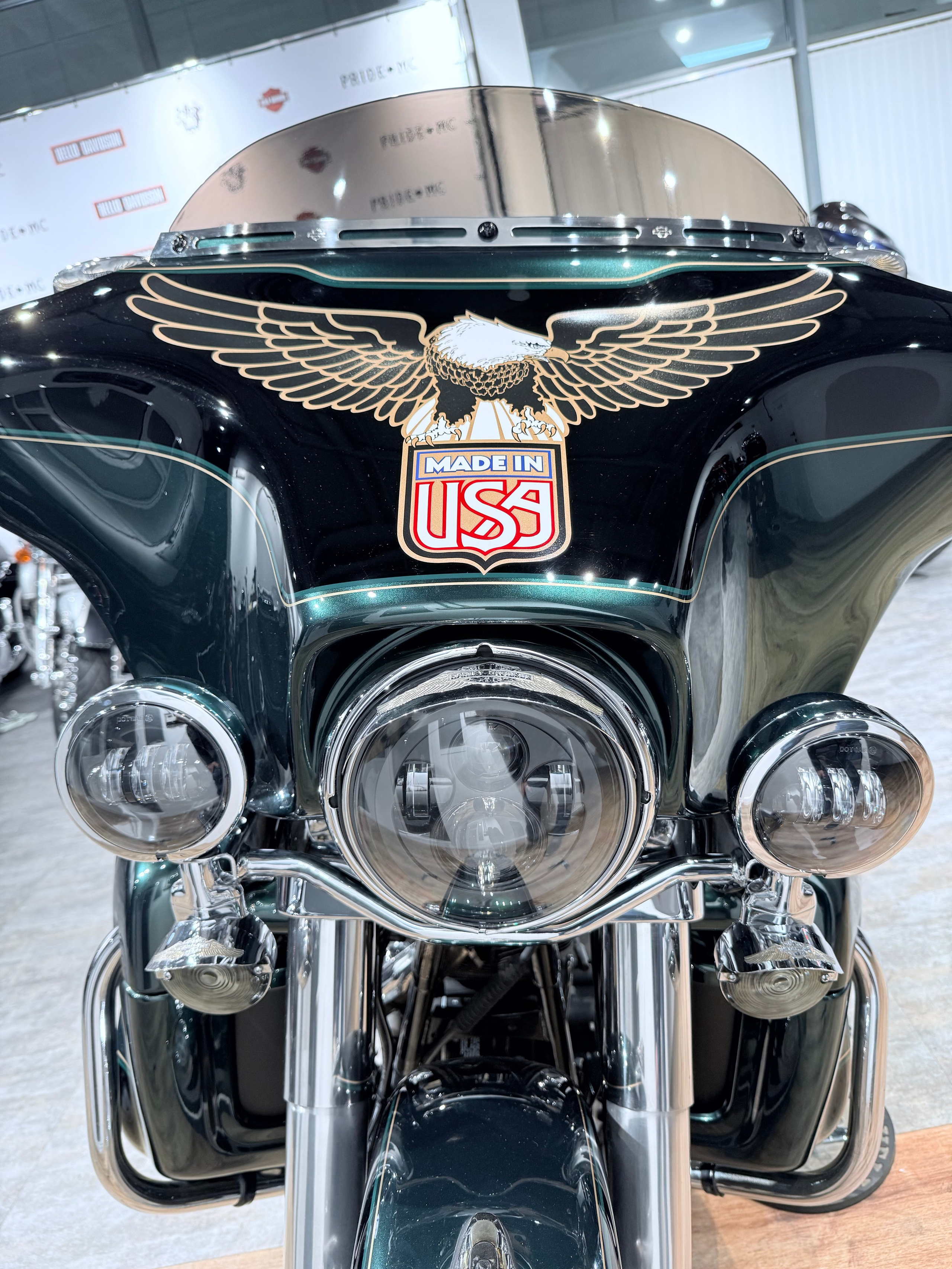 Electra Glide Emerald Green. Hello Davidson, Москва. Только хорошие мотоциклы…