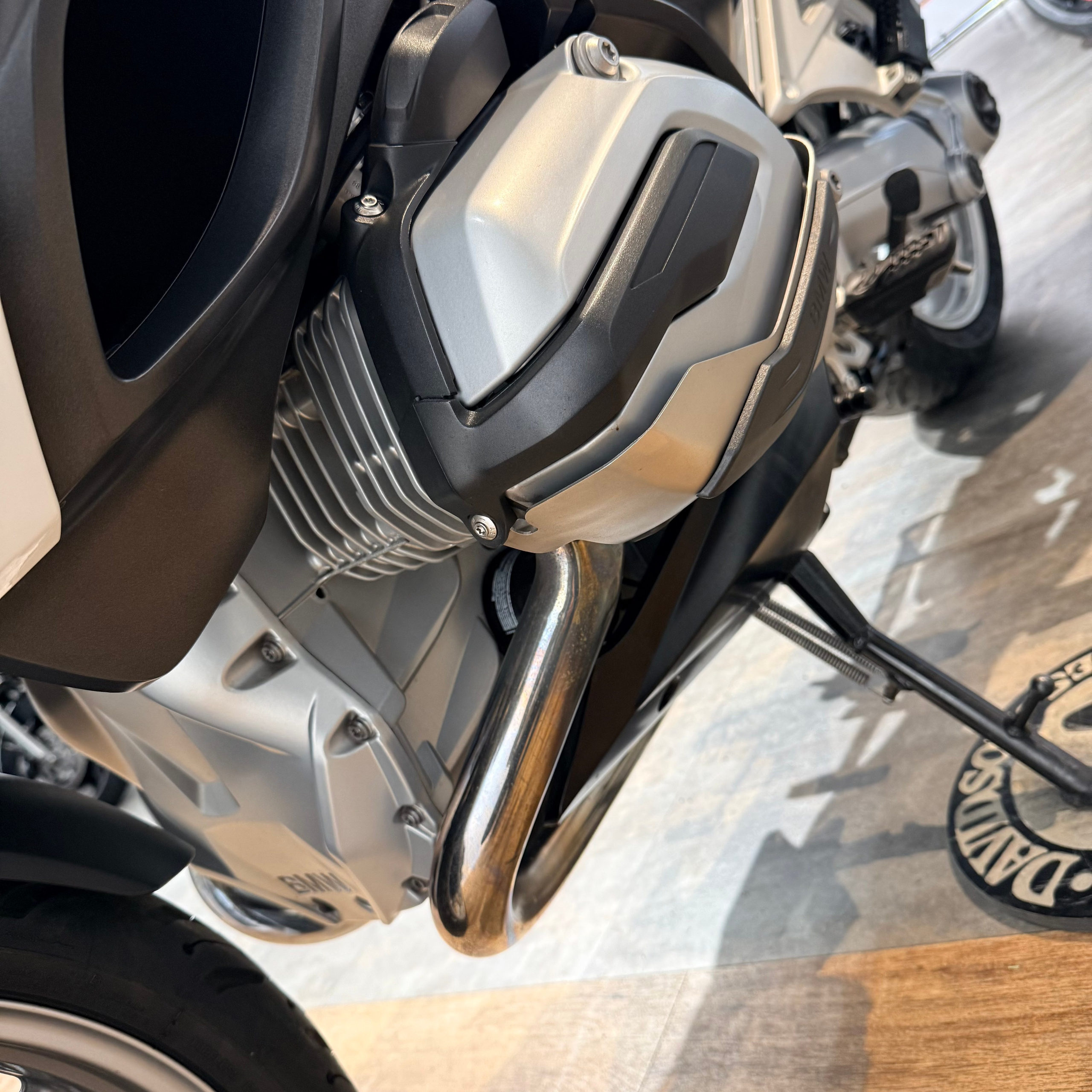 2015 BMW R1200RT Alpine White (VIN WB10*5141). Hello Davidson, Москва. Только хорошие мотоциклы…