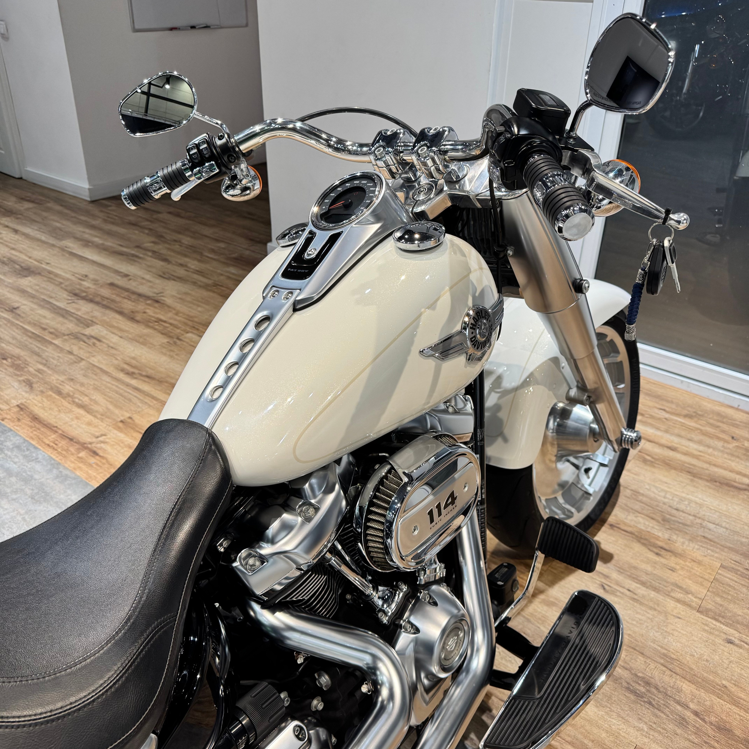 Harley Davidson 114 FAT BOY (Softail) — купить мотоцикл. Hello Davidson, Москва. Только хорошие мотоциклы…