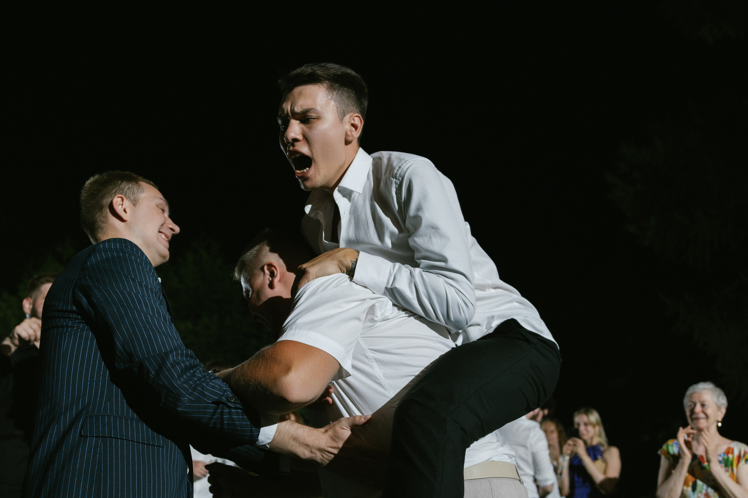 Вика и Ваня. Эстетичный свадебный репортаж в любом городе страны