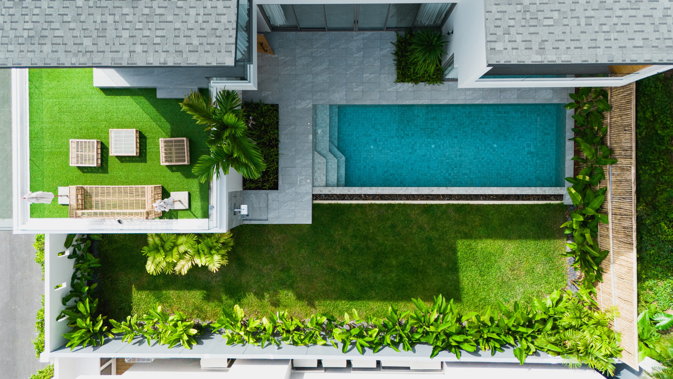 Interior real estate photography in Phuket — professional photos and videos. Yan Dolmatov — Photographer, Videographer, and Producer in Phuket