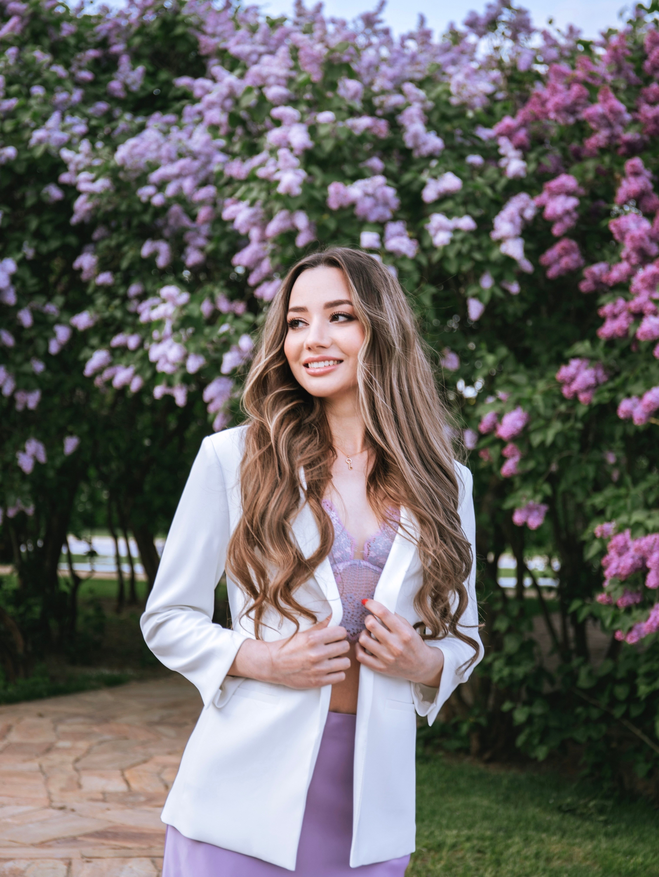 Цветение сирени на ВДНХ. Свадебный и семейный фотограф в Москве Мила Широких