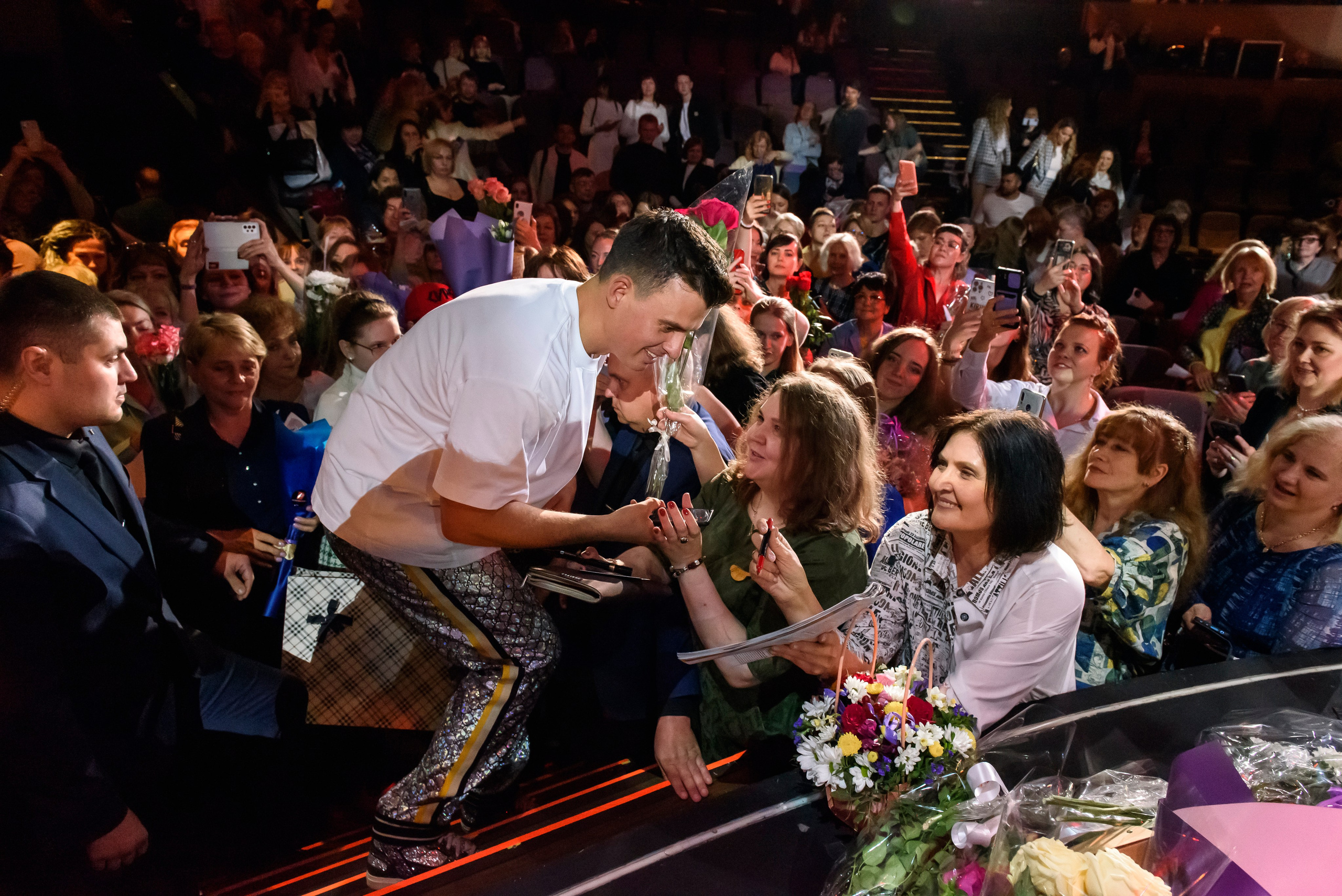 Кирилл Туриченко — Вегас Сити Холл. Бренд-фотограф для экспертов и блогеров в Москве Влада Горбовская