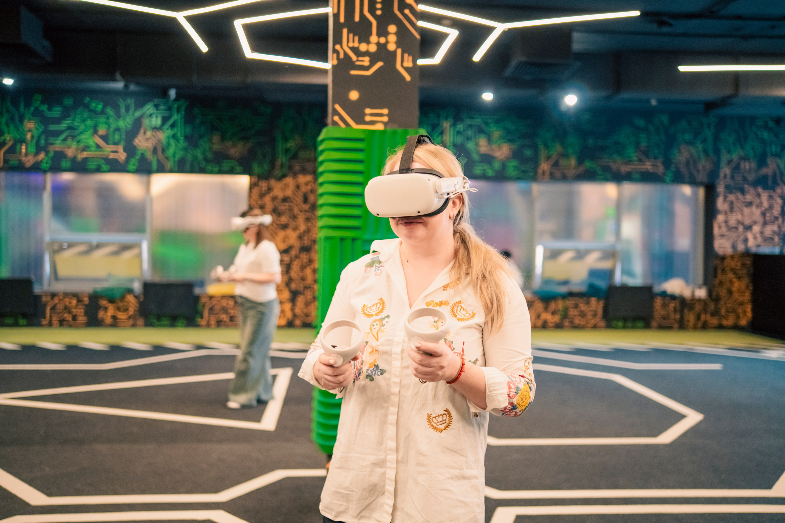 VR April-May. Felixtones