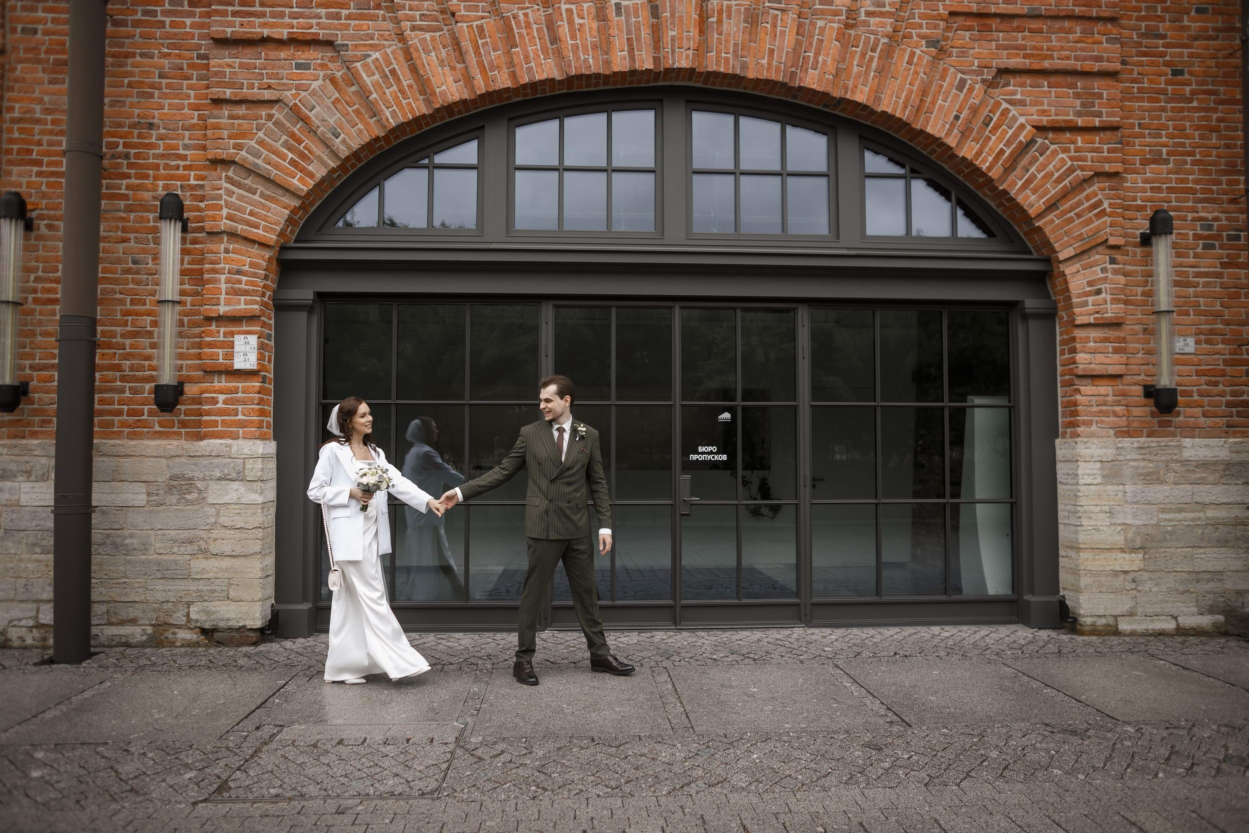 Свадебная фотосессия в Санкт-Петербурге. Свадебный фотограф Игорь Брундасов 8PHOTO на свадьбу венчание загс СПб