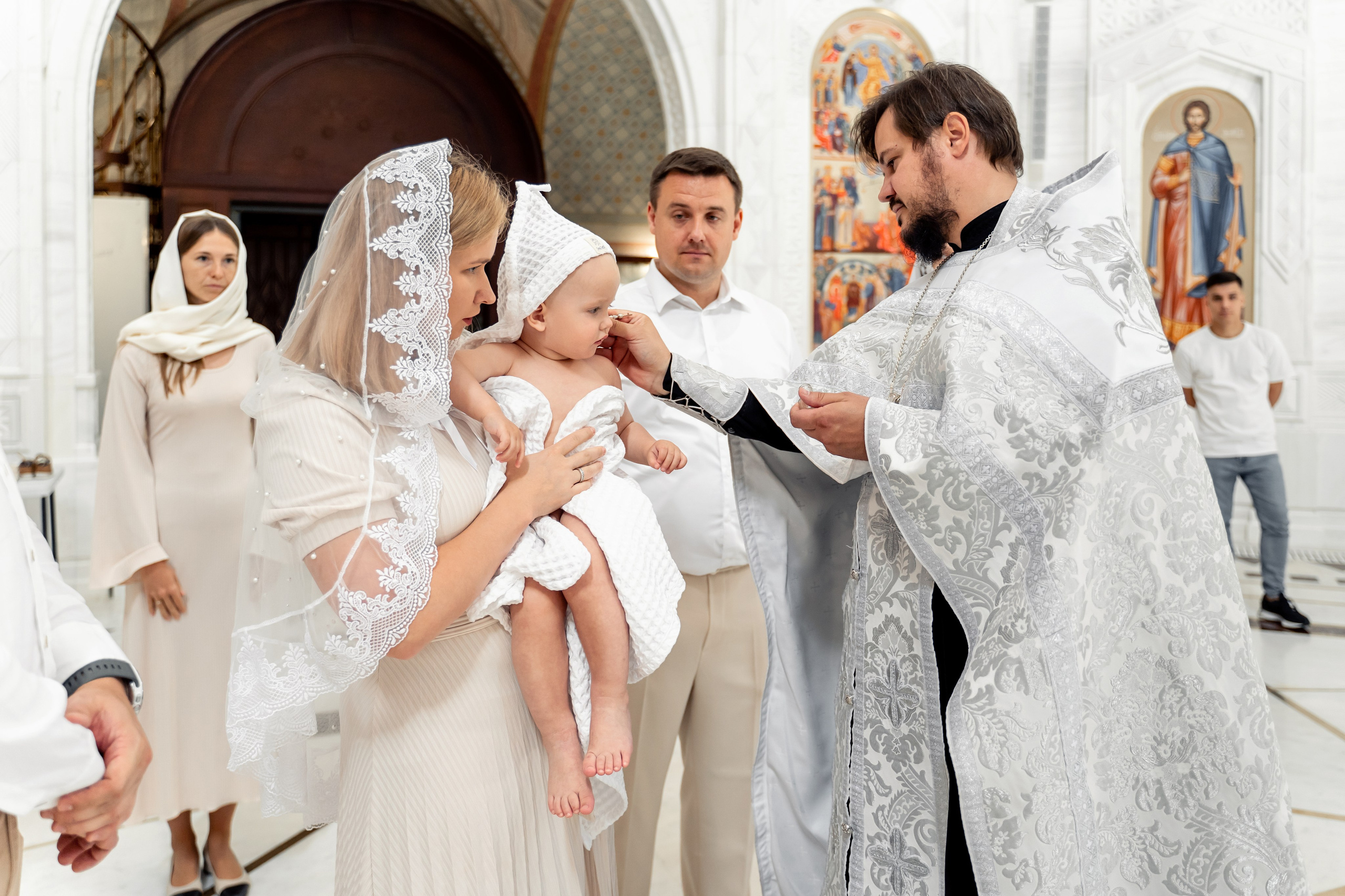Фотограф на крещение Москва. Храм Владимира Равноапостольного Спартак. Фотограф \ Видеограф на Крещение, Венчание Москва| Семейные съемки