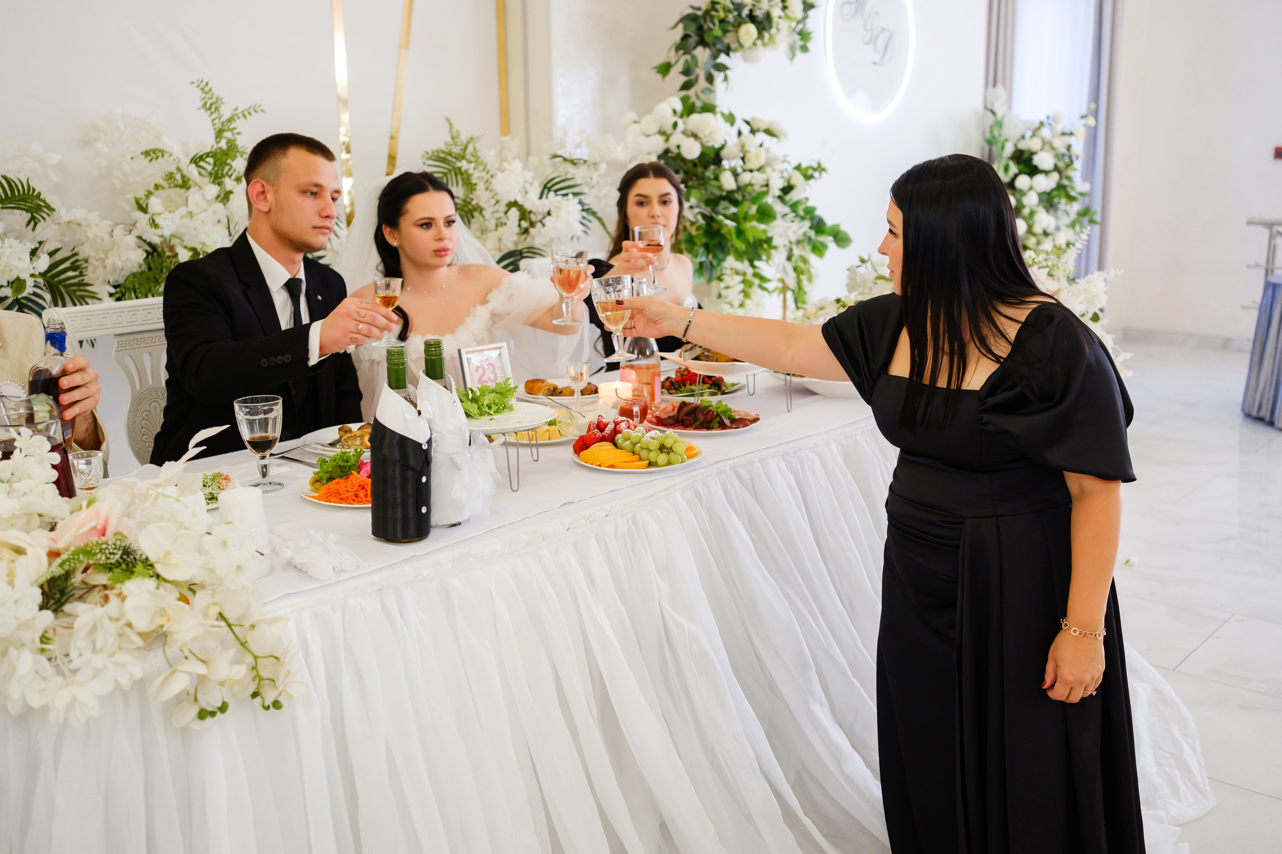 Тазабег и Диана. Свадебный фотограф | репортаж | праздники | крещение