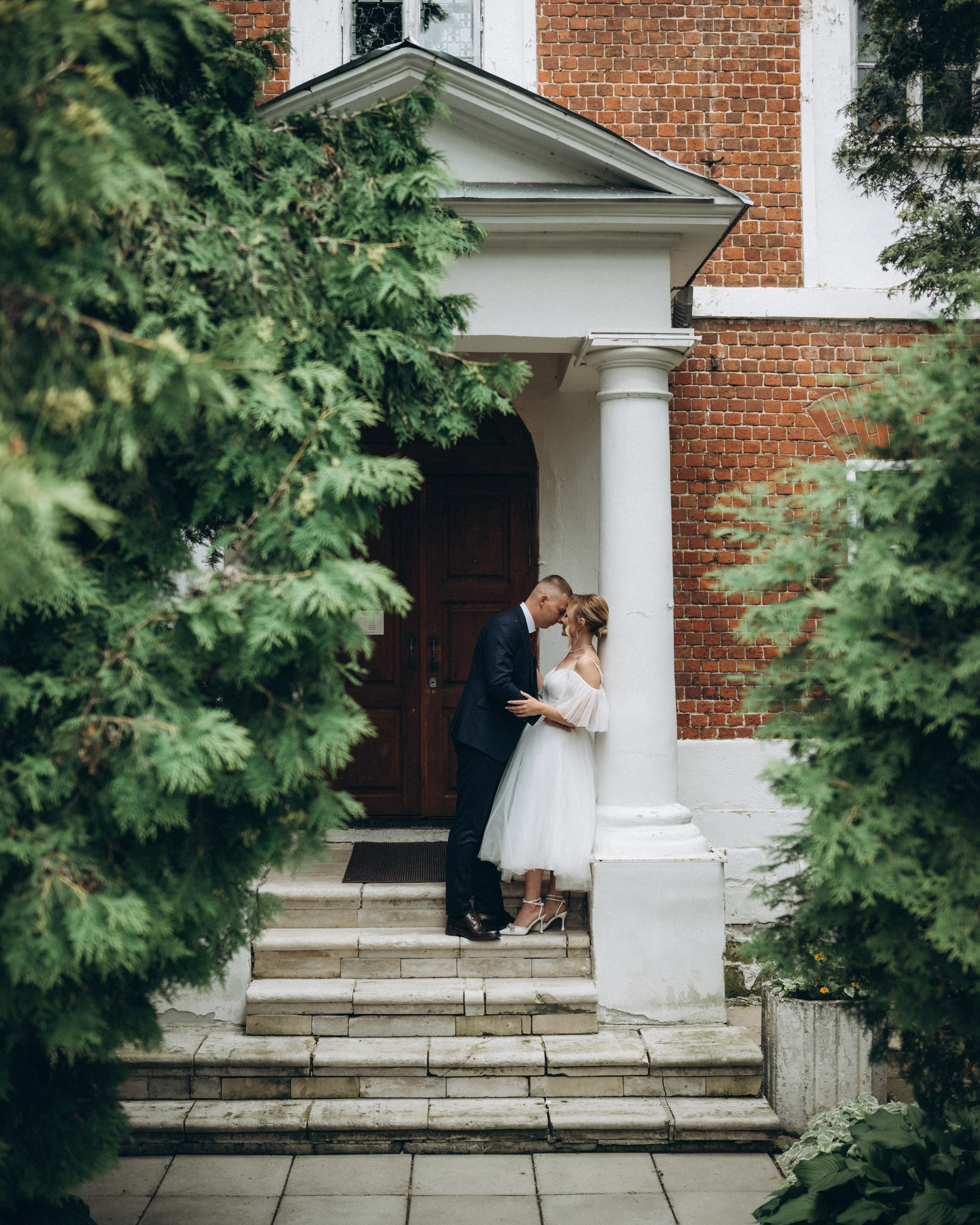 Свадебная фотосессия в Коломне. Индивидуальный, свадебный, и love-story фотограф в Москве