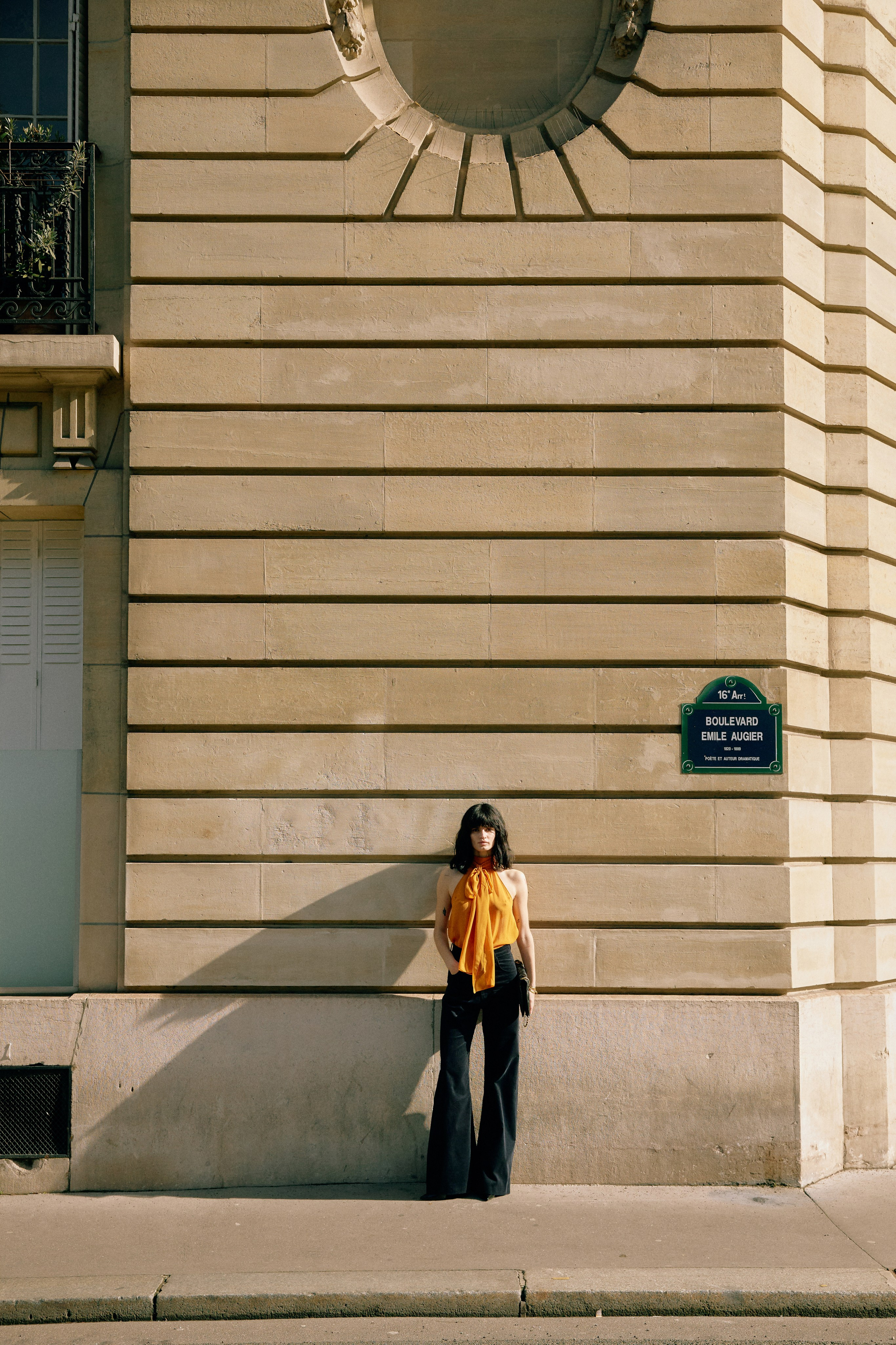 Titre trois Paris. Fashion and advertising photographer