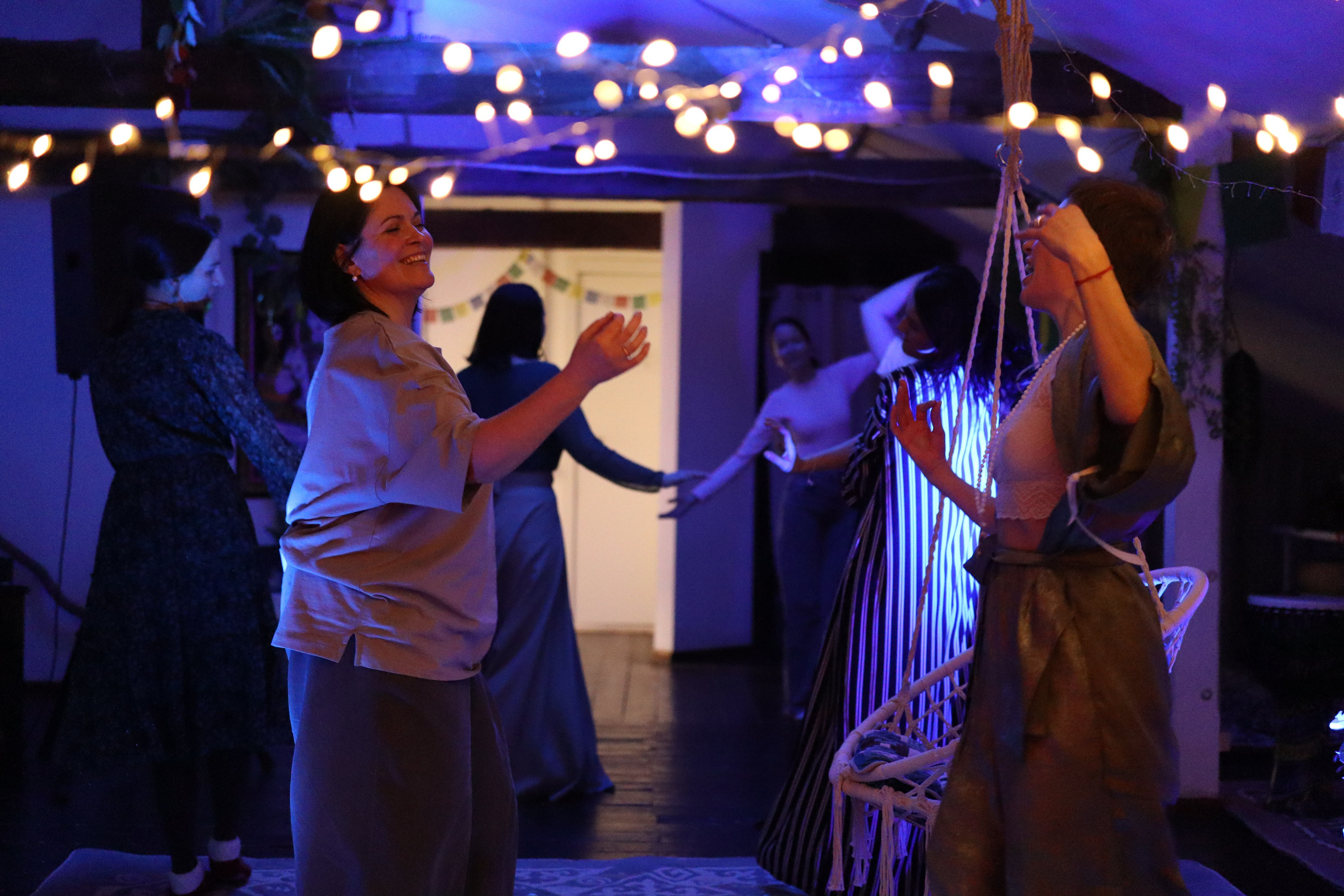 Bhakti Mantra. Photo Ninja