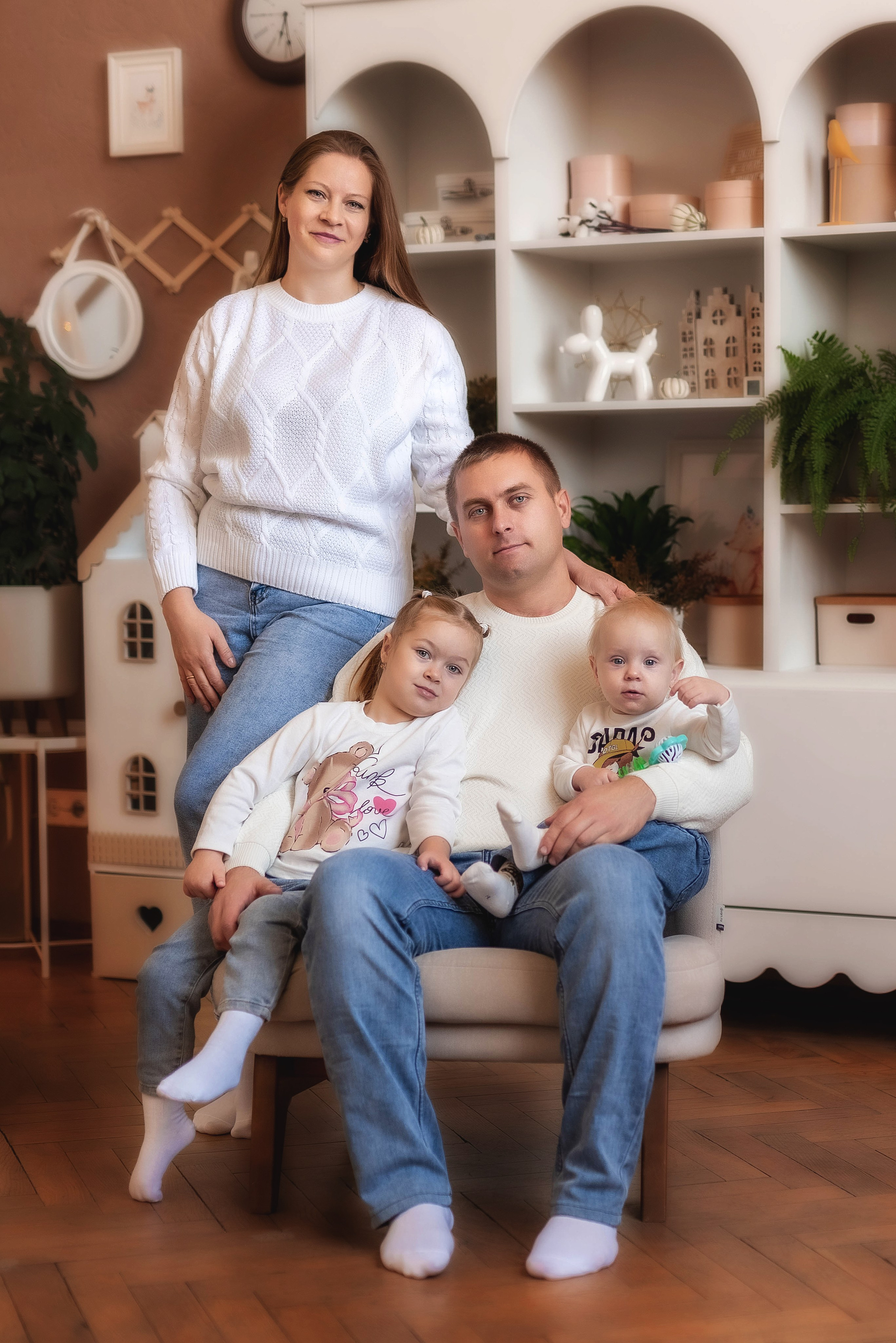 Семейная фотосессия в студии. Семейный, детский фотограф в Воронеже Анна Никитина