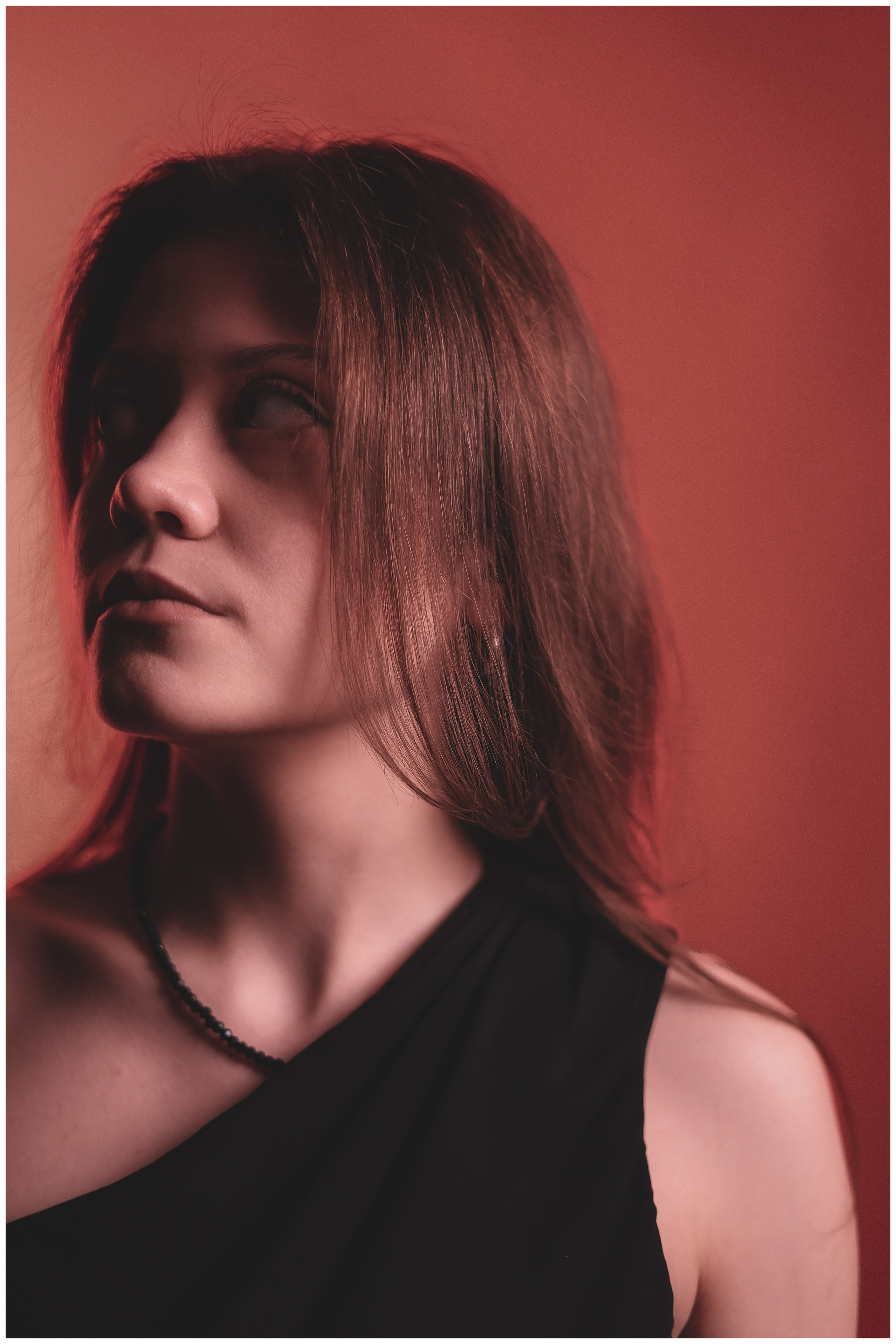 Виктория. Портретный фотограф в Орле. Готовые фото за 3 дня! Помощь в позировании. Советы по организации