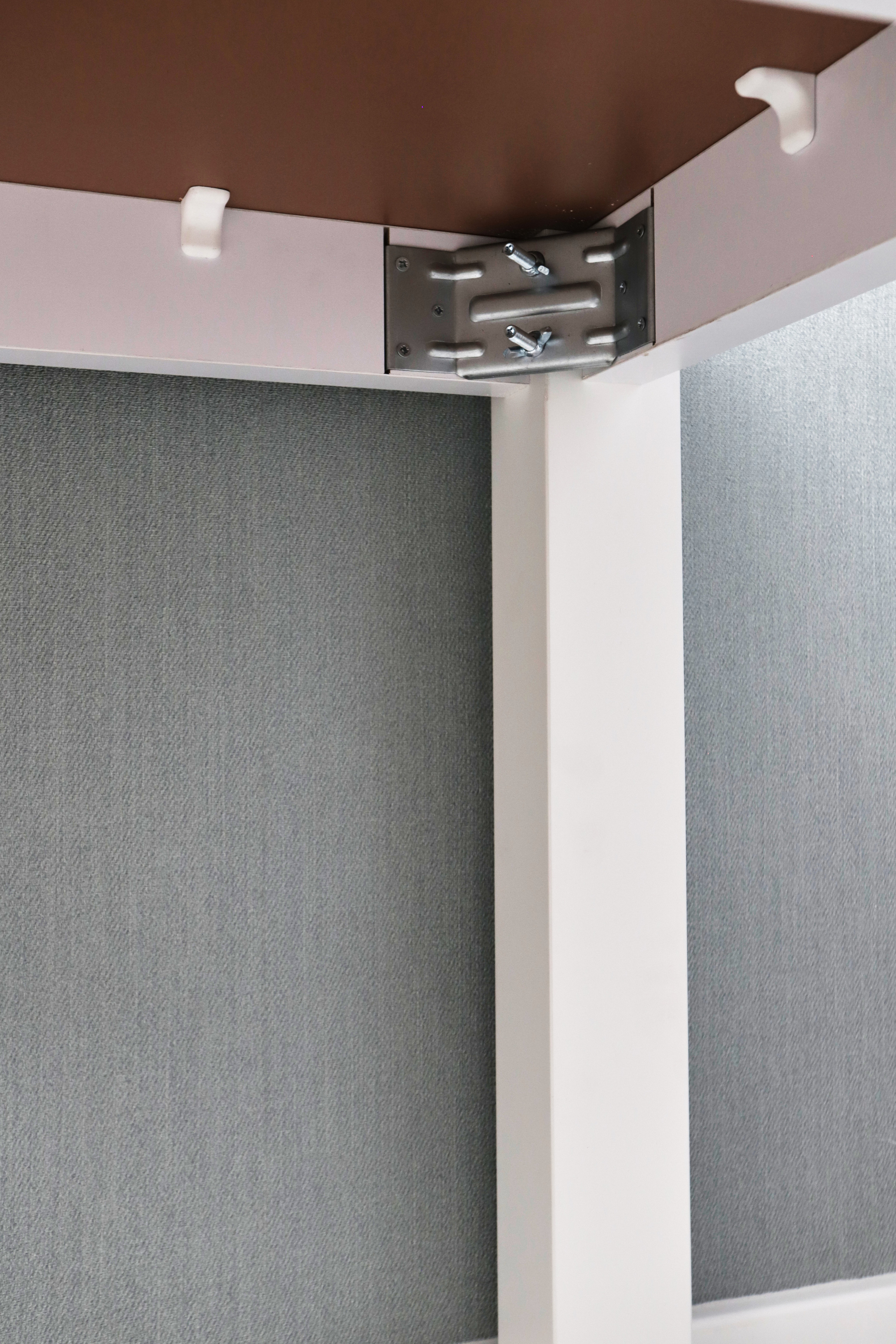 Светлая практичная кухня. Мебель под заказ. Дрогичин