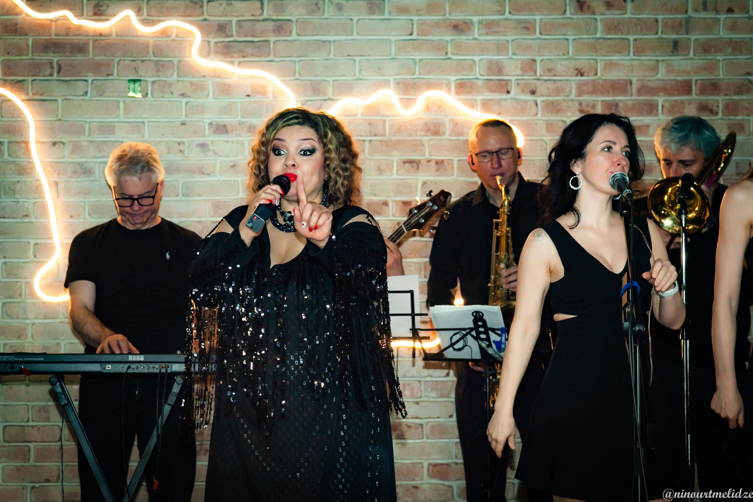 Бал «Мьюзик’Тон»королевы блюза Виктории Пьер-Мари!. Art photographer Nino