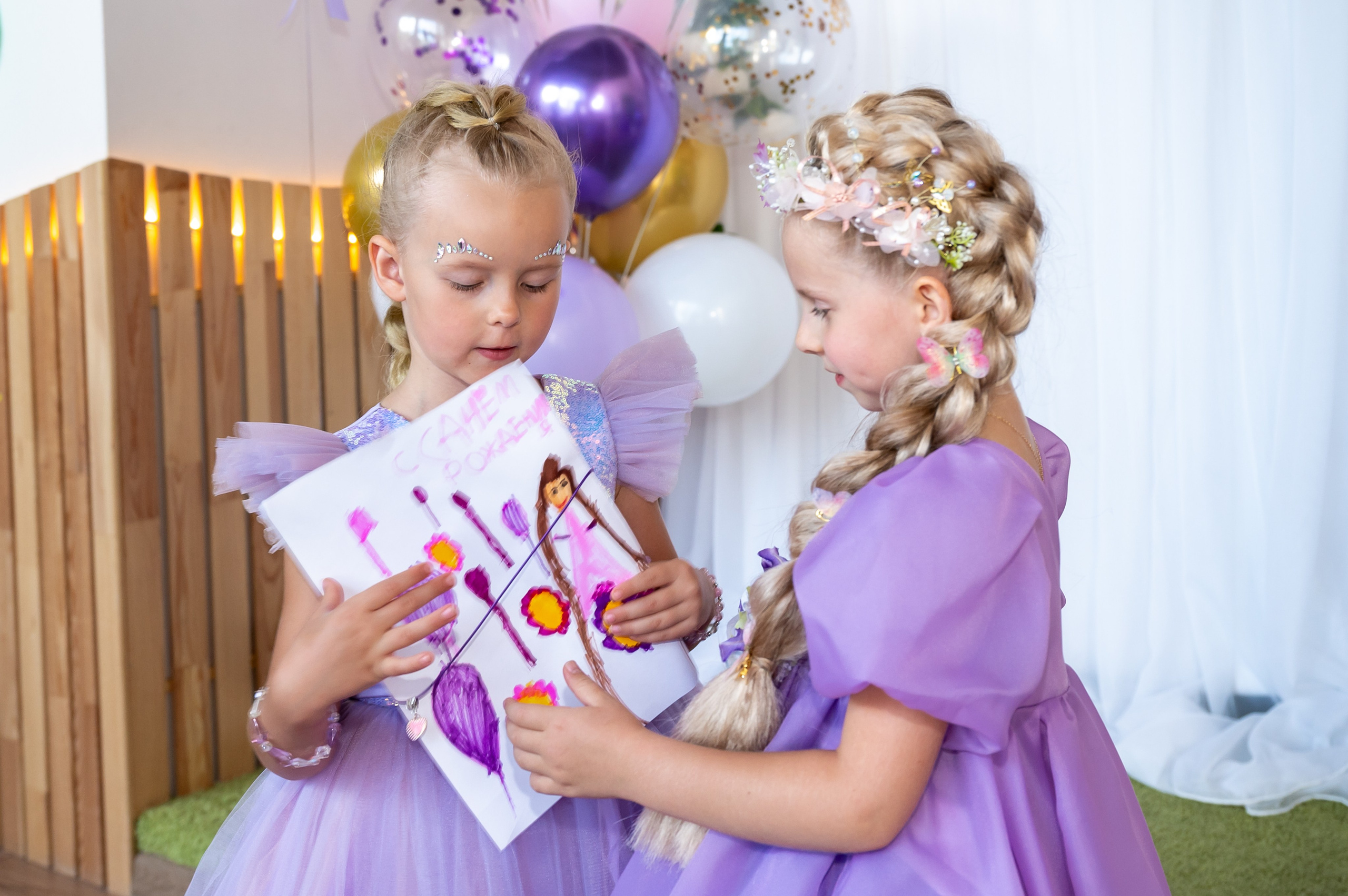 ДР в лофте с фокусником