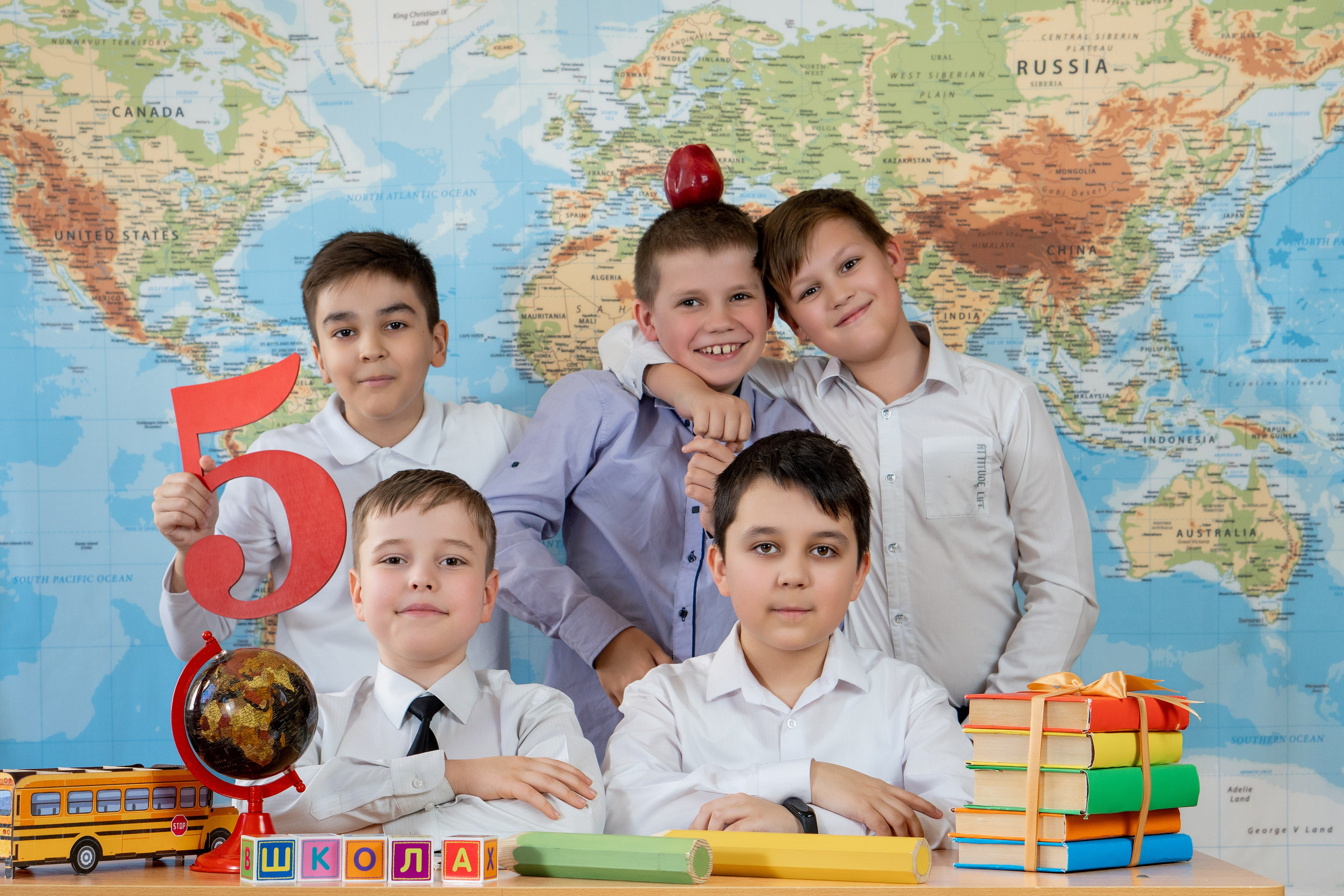 Начальная школа. Выпускные альбомы для детских садов и школ в Симферополе и Крыму — фотограф Ирина Найкина