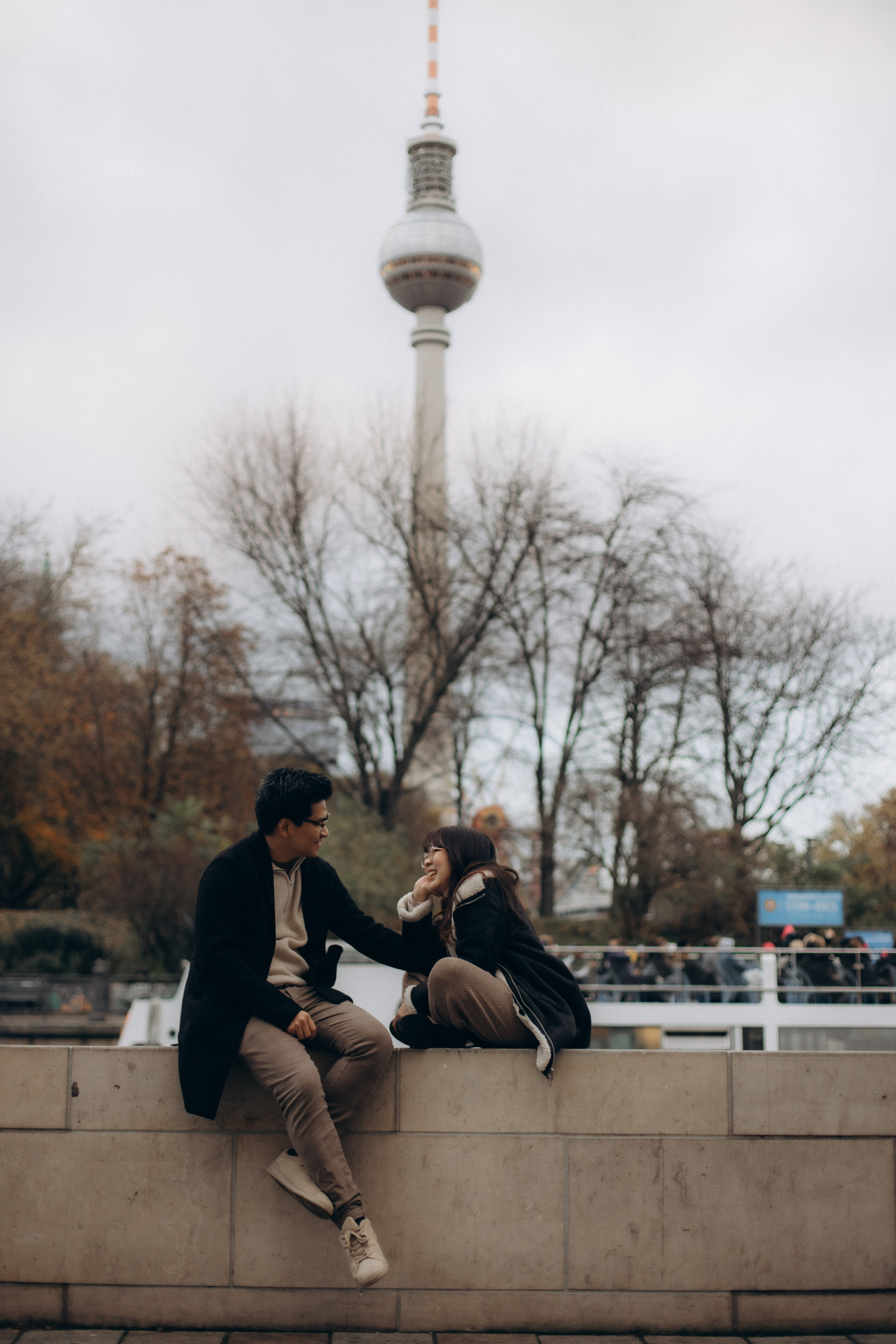 Love story in Tiergarten, Berlin. Hochzeitsfotograf in Potsdam — Alister Licht